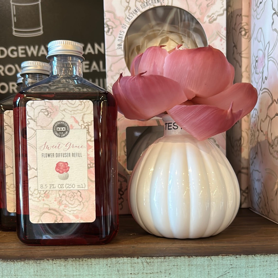 Sweet Grace flower diffuser refill.