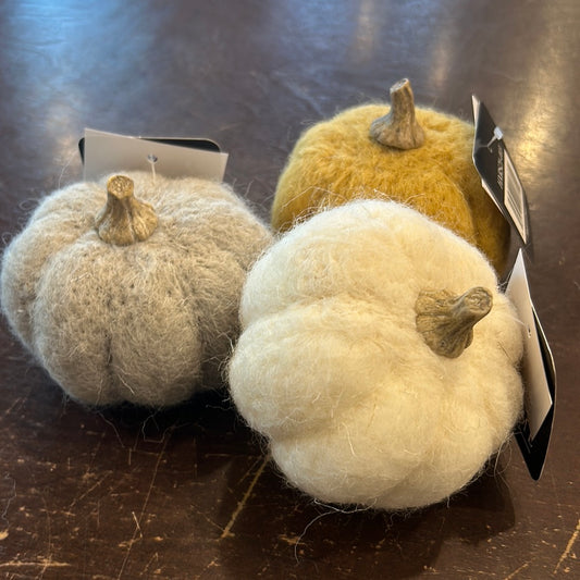 3.5” Assorted Wool Pumpkins