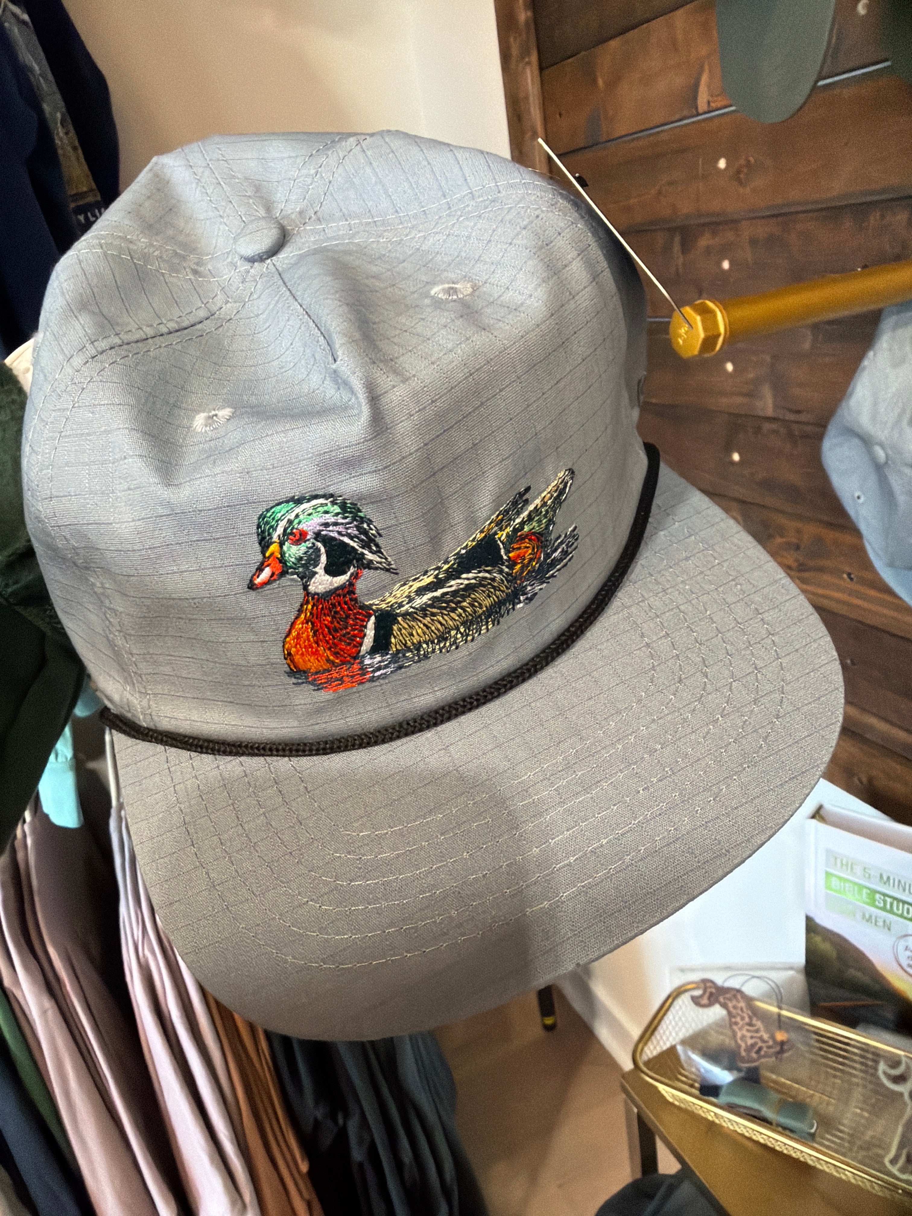 Field and Stone Men’s Roost Wood Duck Rope Hat