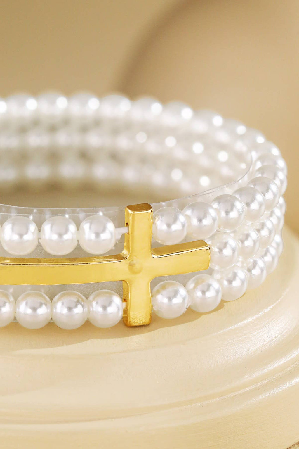 Urbanista - 3-Layer Pearl Cross Stretch Bracelet