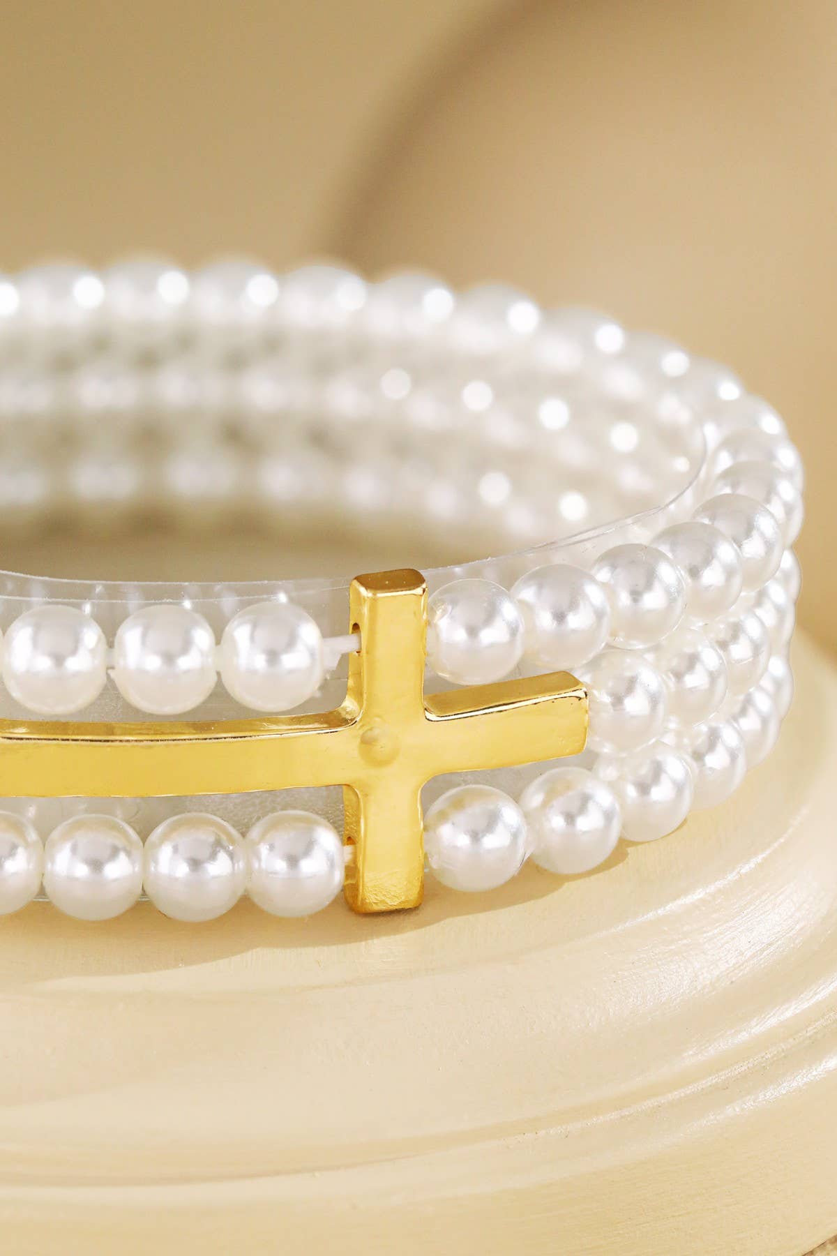 Urbanista - 3-Layer Pearl Cross Stretch Bracelet