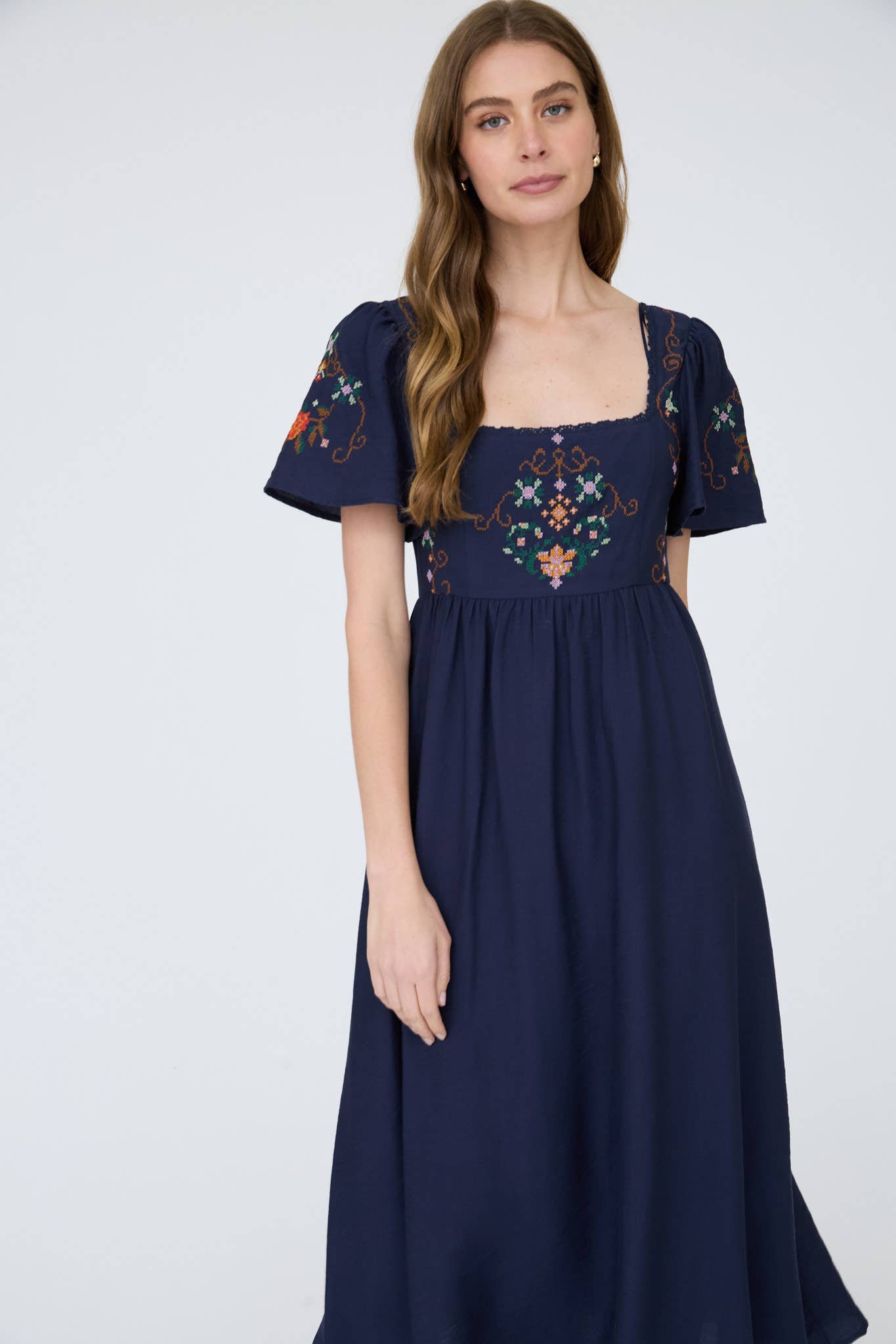 Blu Pepper - EMBROIDERY DETAIL BELL SLEEVE MIDI DRESS