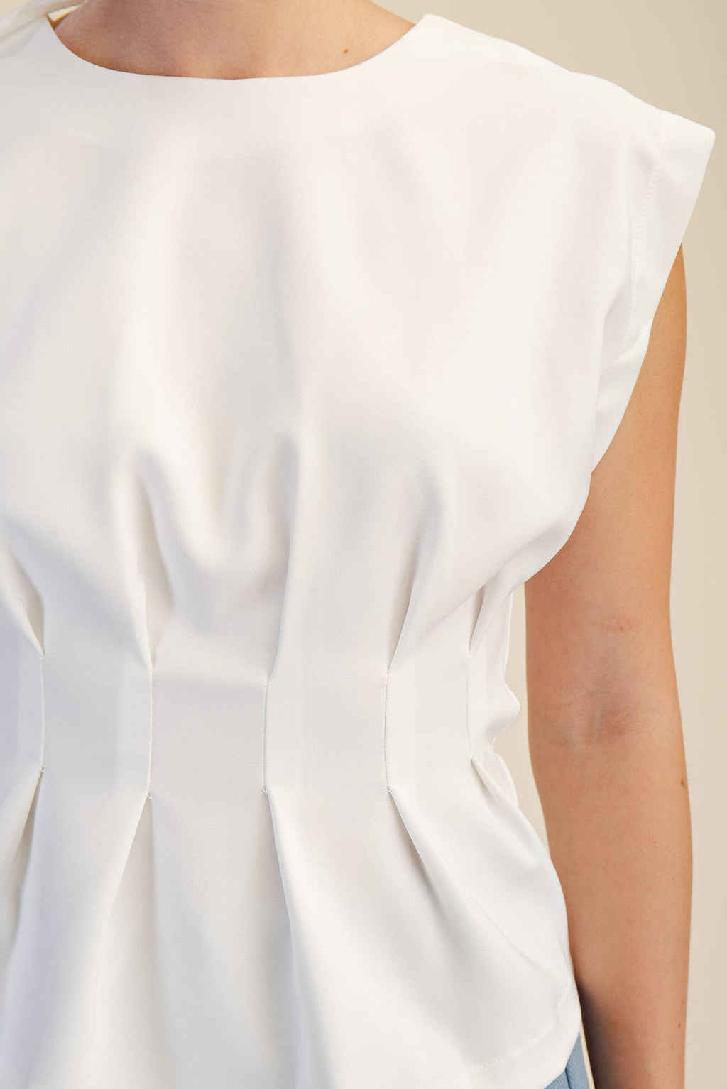 Round Neck Waist Pleated Top