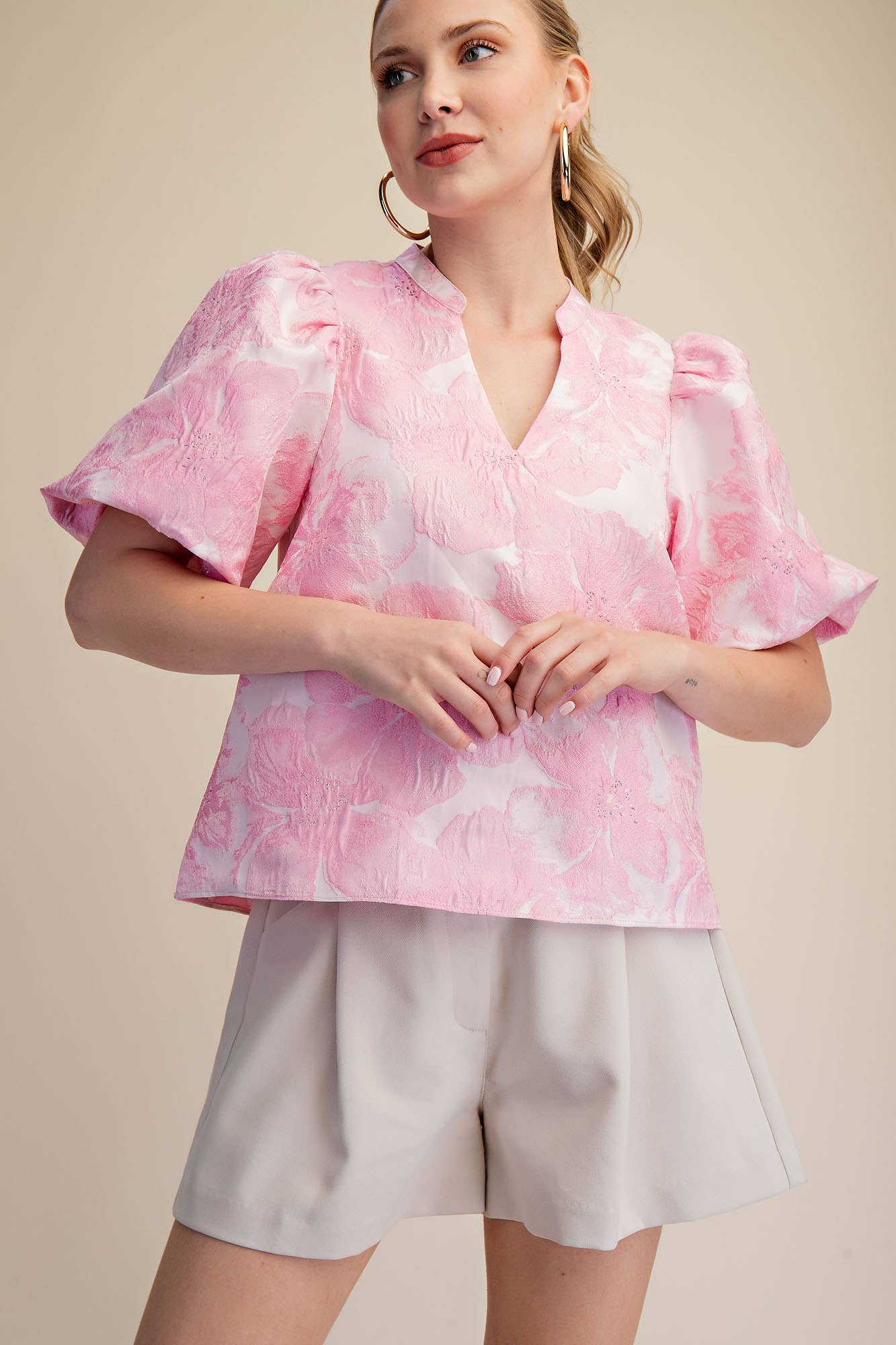 V-Neck Puff Sleeve Jacquard Top