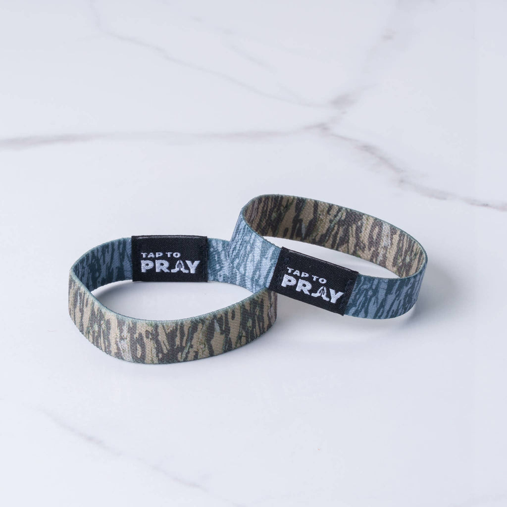 Versible - Tap To Pray™ Wristbands - Tree Bark Camo Brown & Grey