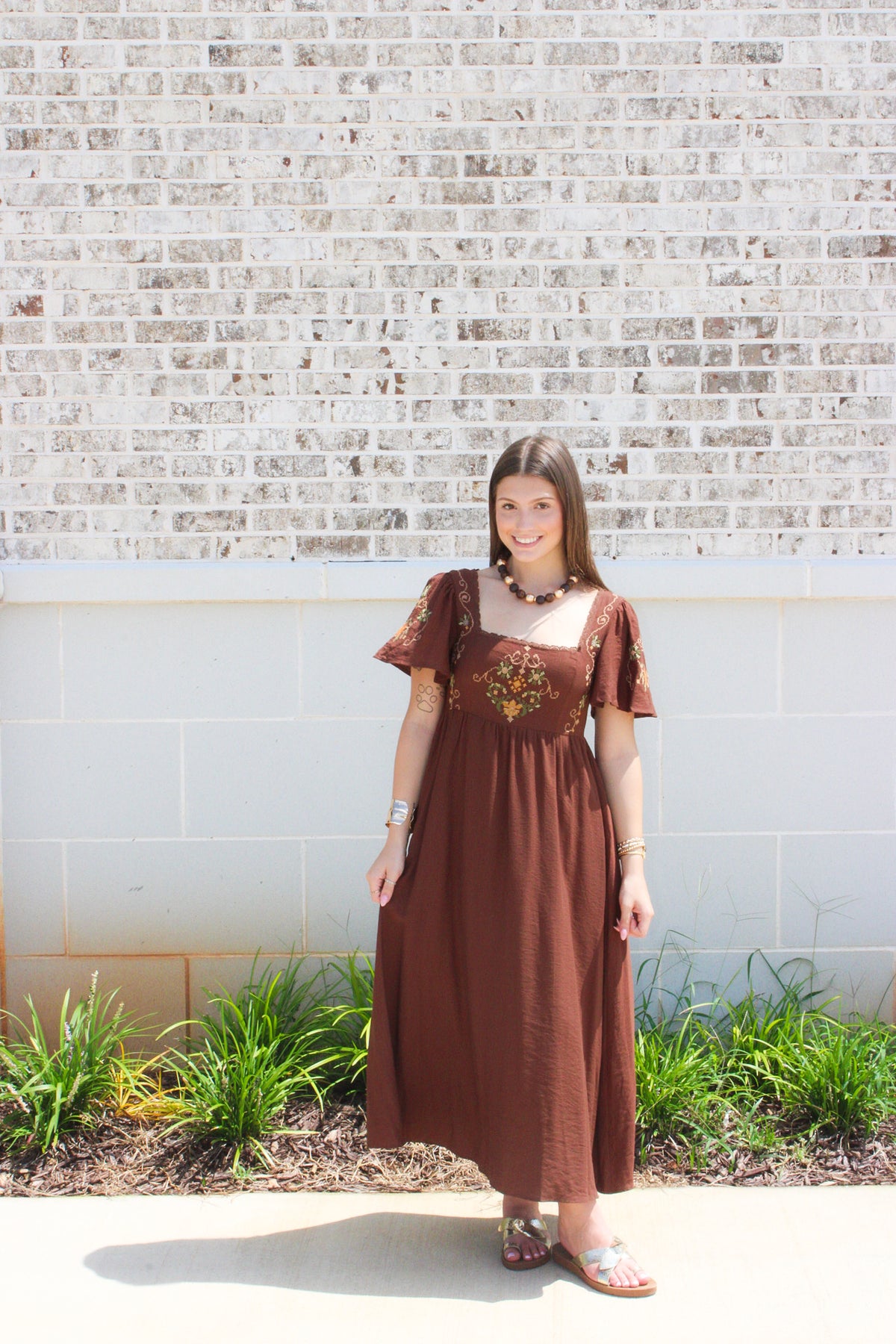 EMBROIDERY DETAIL BELL SLEEVE MIDI DRESS