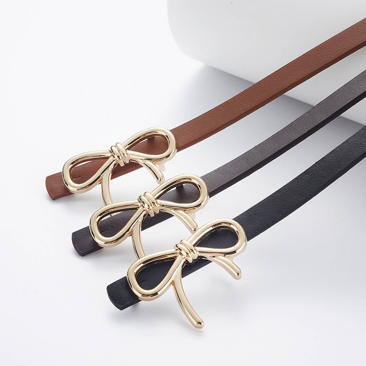 Bow Leather Skinny Belt