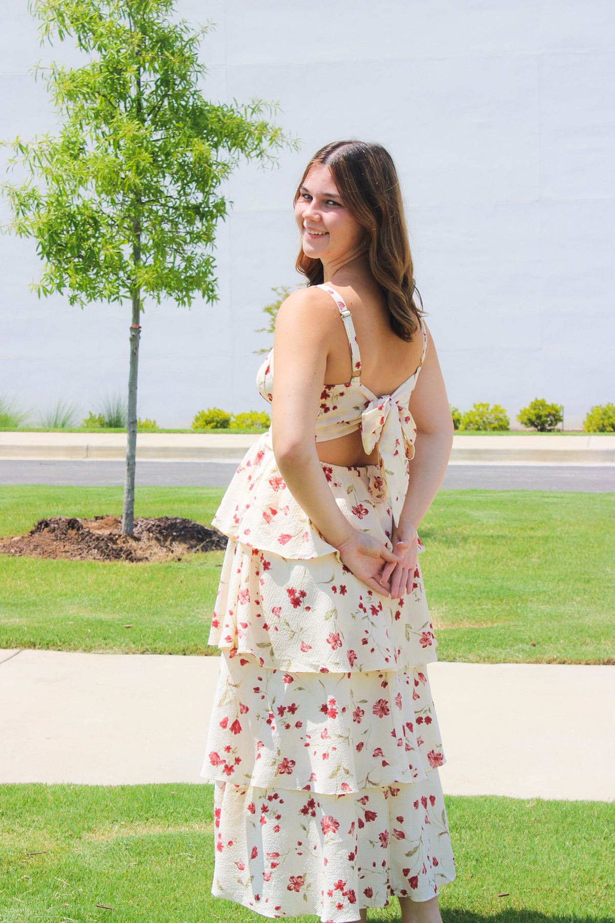 FLORAL RUFFLE TIERED BACK TIE SPAGHETTI MIDI DRESS