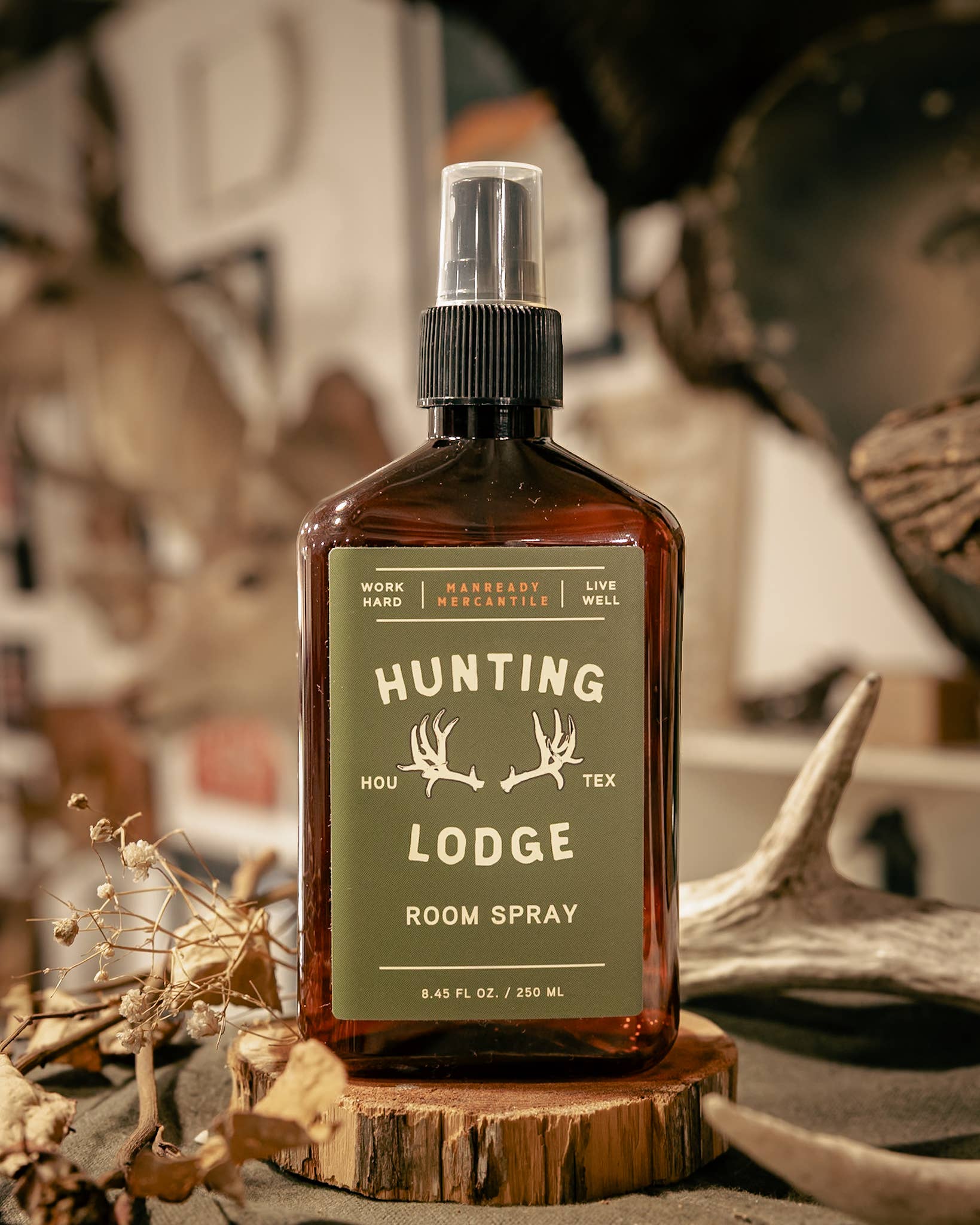 Manready Mercantile - Room Spray | The Americana Series | Hunting Lodge