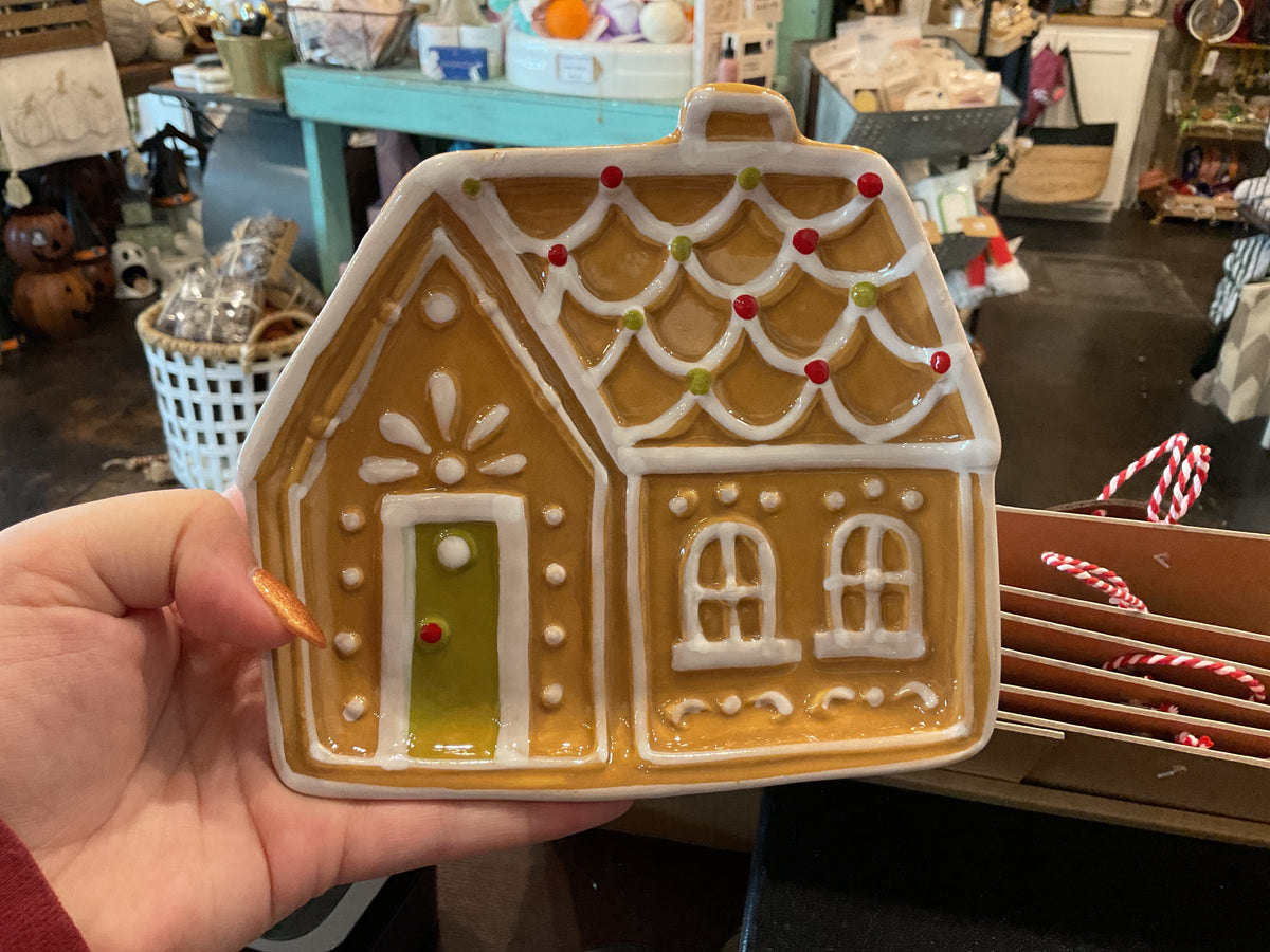 Ceramic Gingerbread House Plates