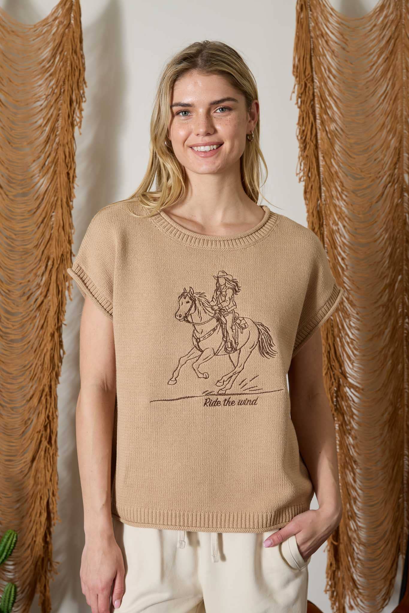 J.O.A - WESTERN EMBROIDERY SHORT SLEEVE KNIT SWEATER
