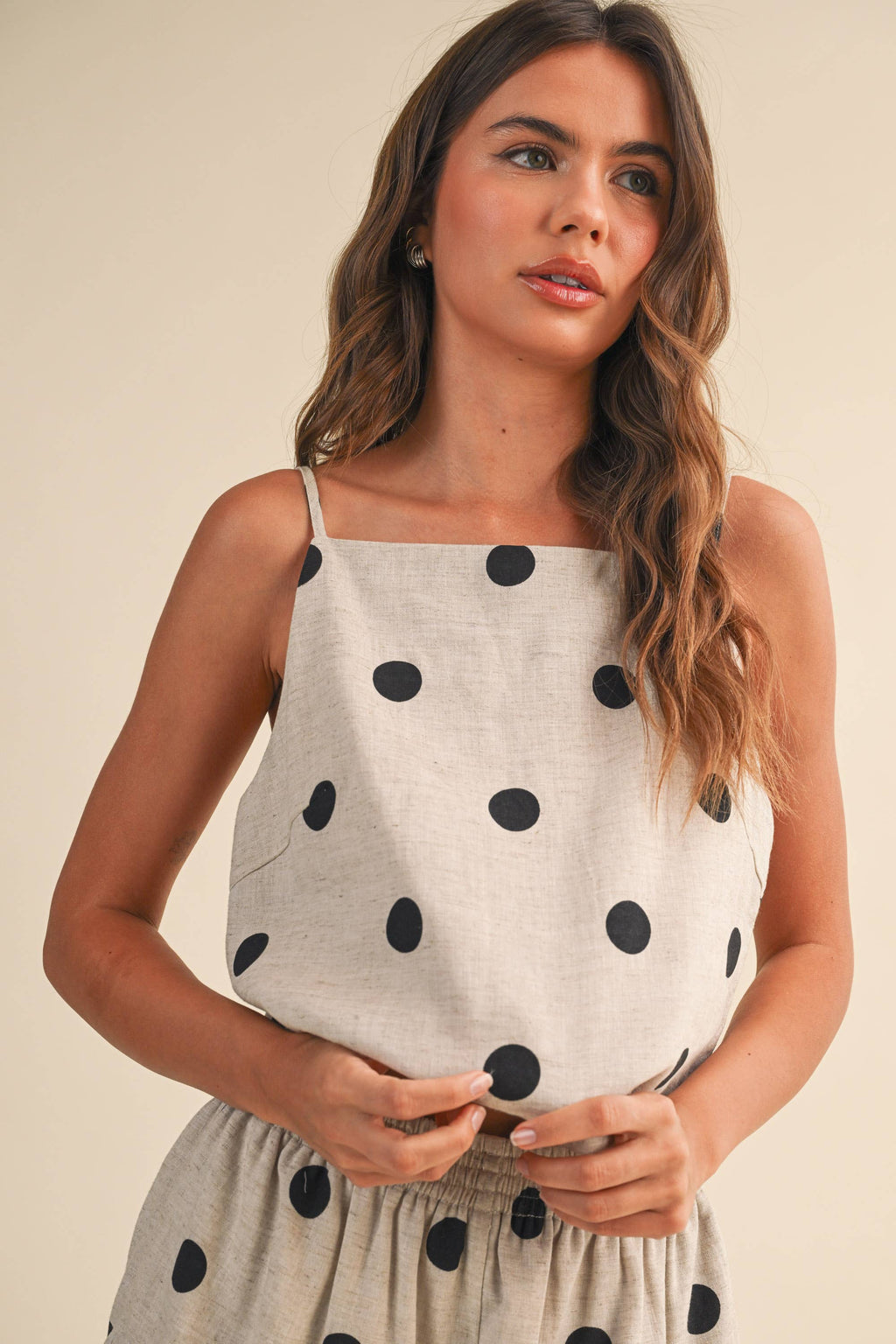POLKADOT LINEN SLEEVELESS TOP AND SHORTS SET
