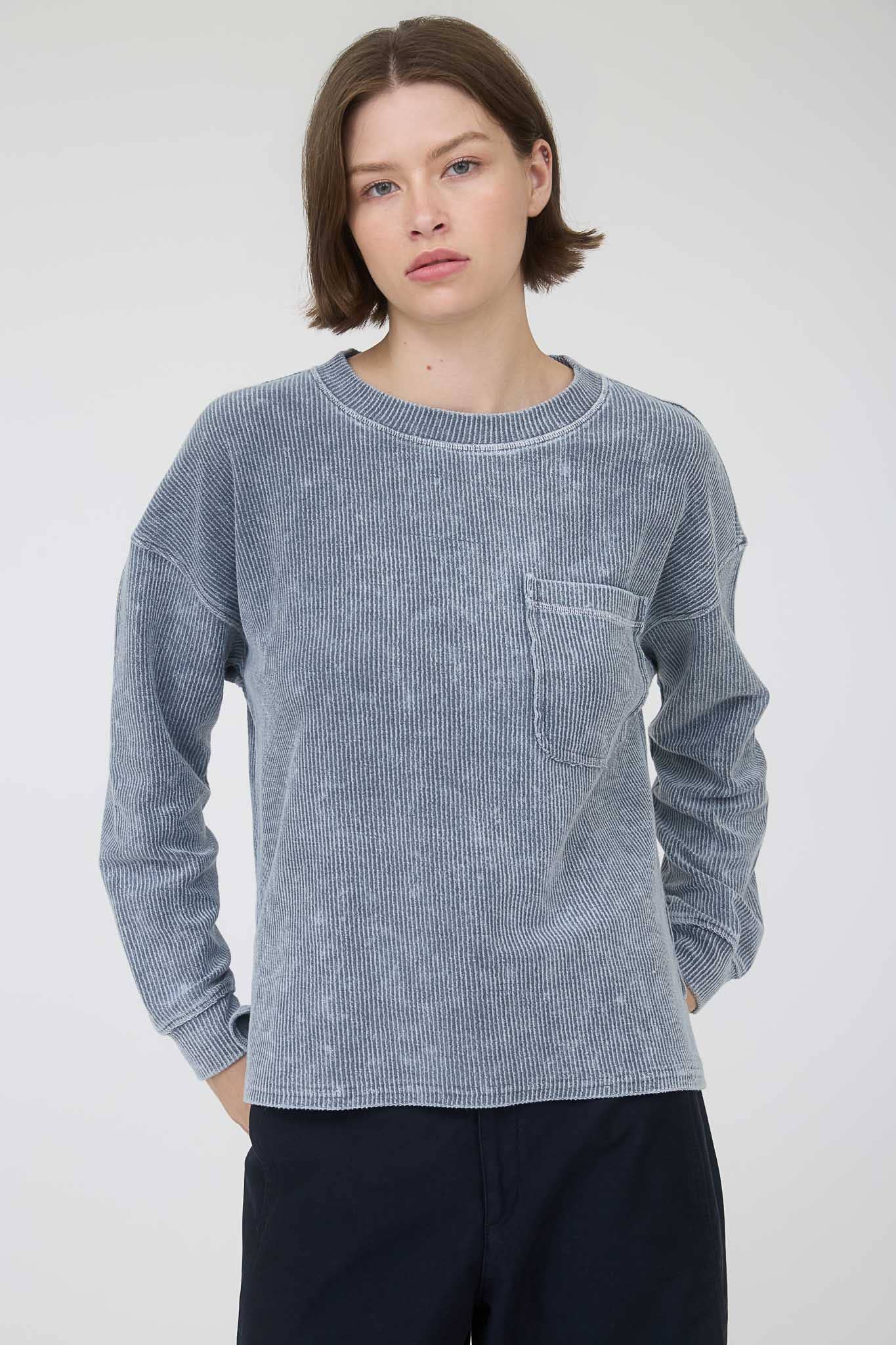 J.O.A - WASHED POCKET DETAIL LONG SLEEVE RIB KNIT TOP