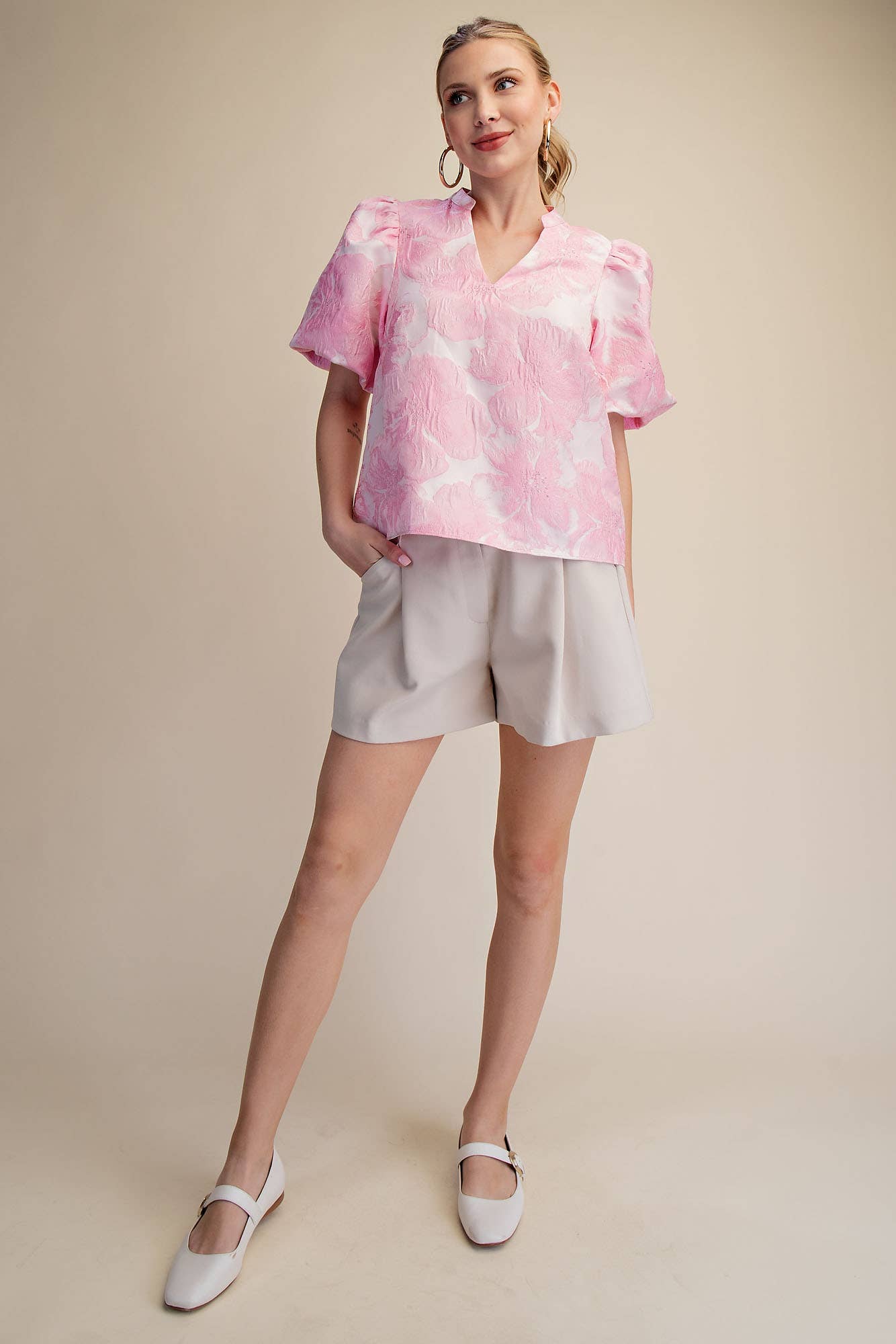 V-Neck Puff Sleeve Jacquard Top