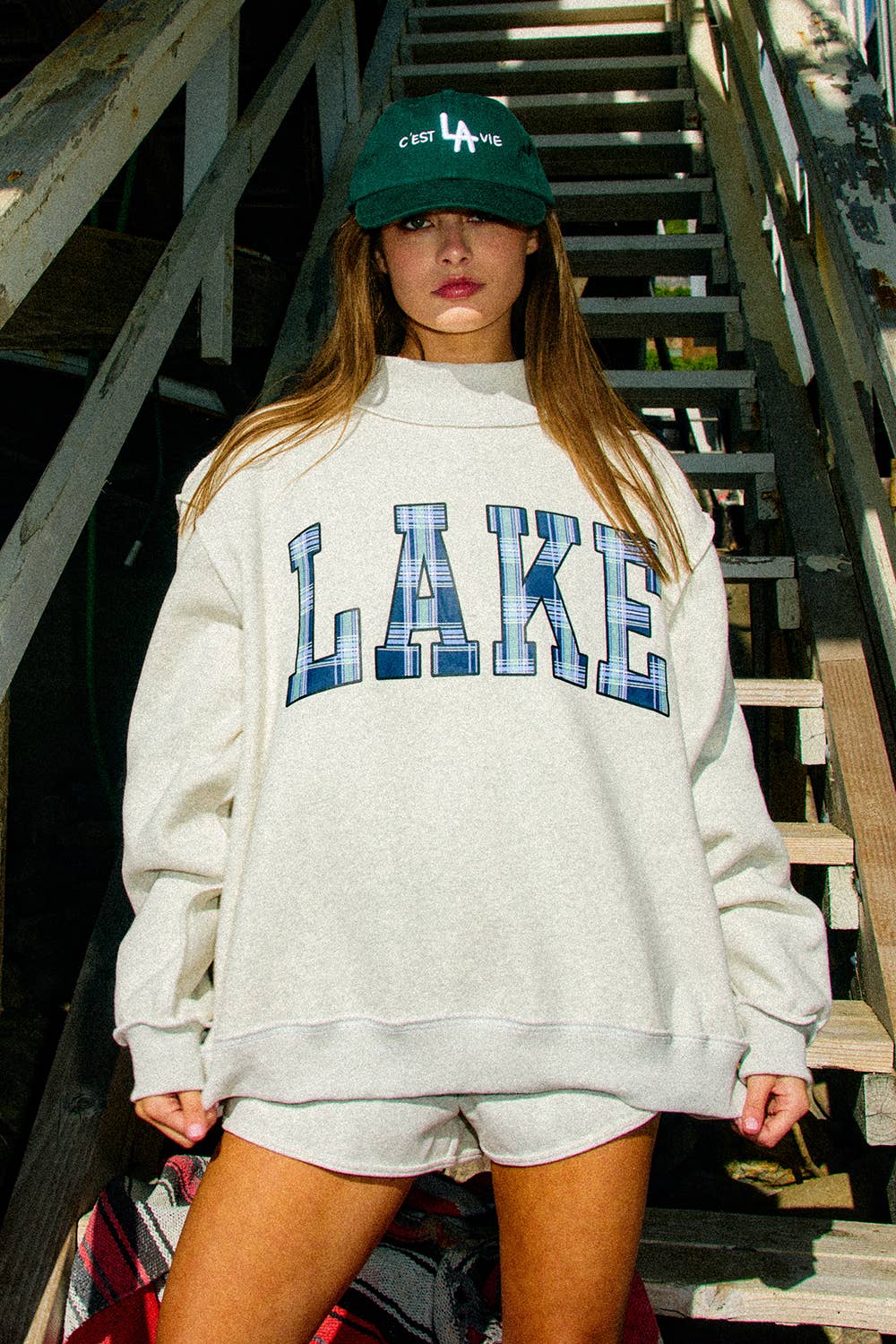 'LAKE & MOUNTAIN' Mock-neck