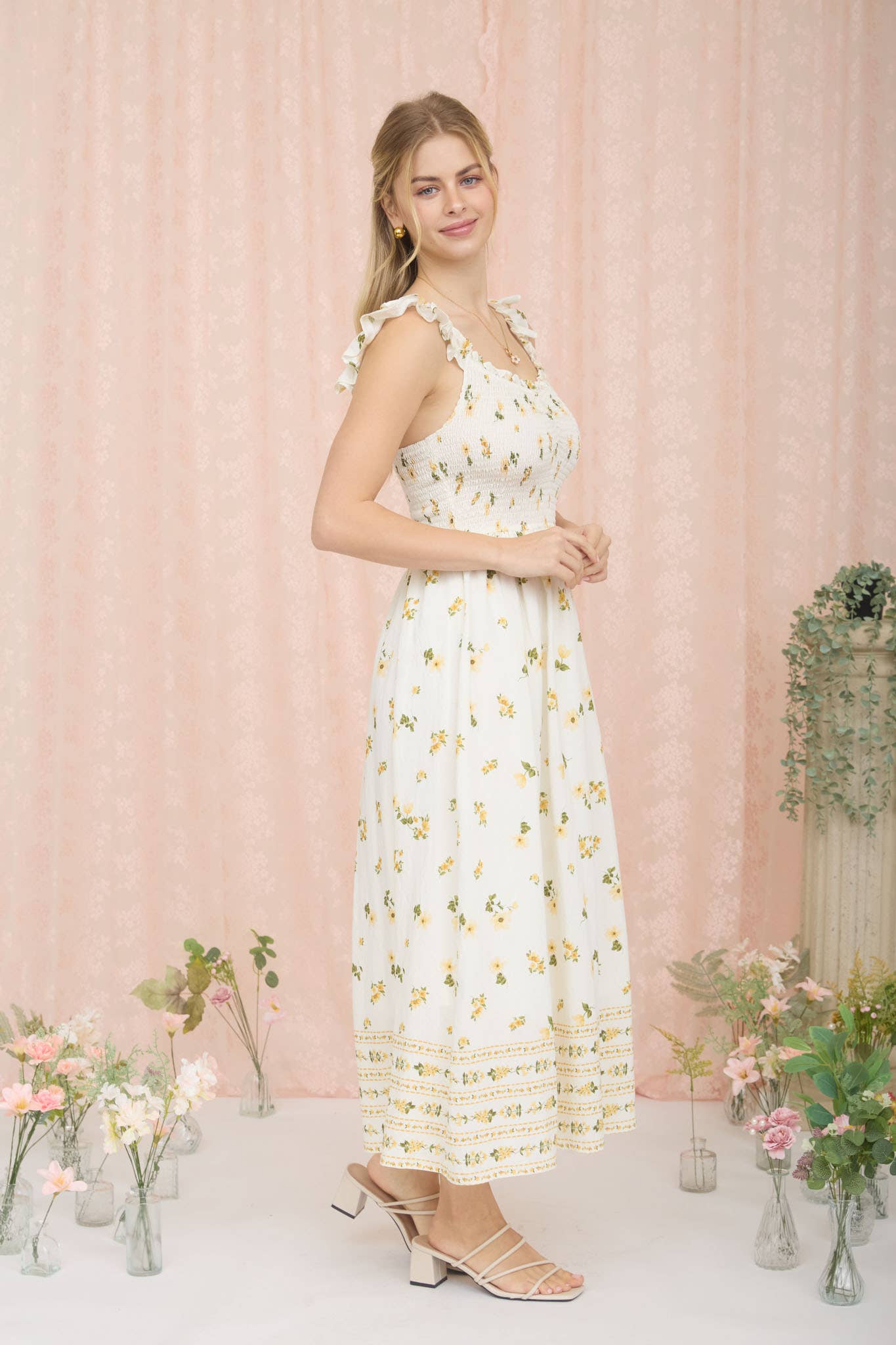 FLORAL SMOCKED RUFFLE DETAIL SLEEVELESS MIDI DRESS