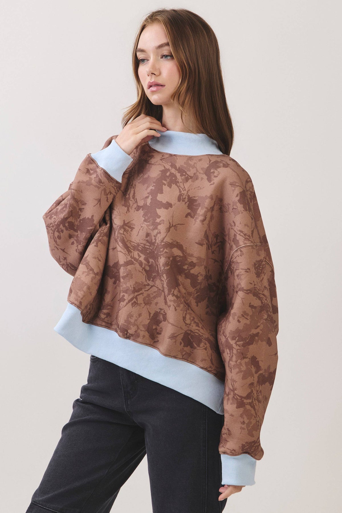 Contrast Mock Neck Printed Sweatshirt