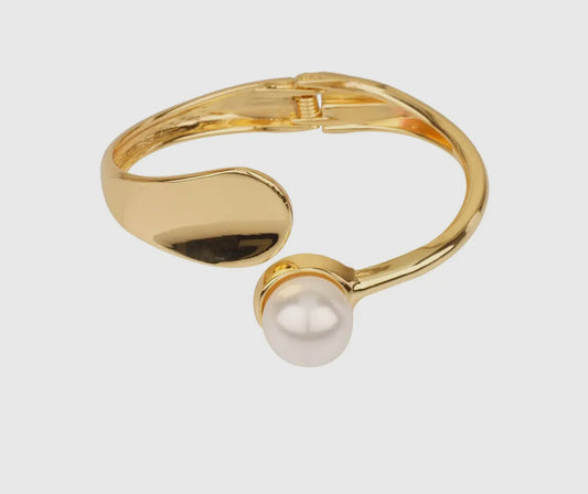 Gold Hinge Bracelet with Pearl
