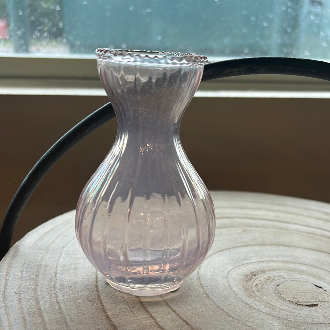 Small purple transparent vase.