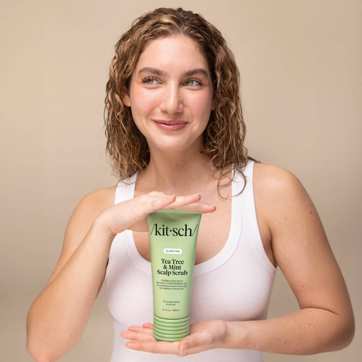 KITSCH - Kitsch Clarifying Tea Tree & Mint Scalp Scrub