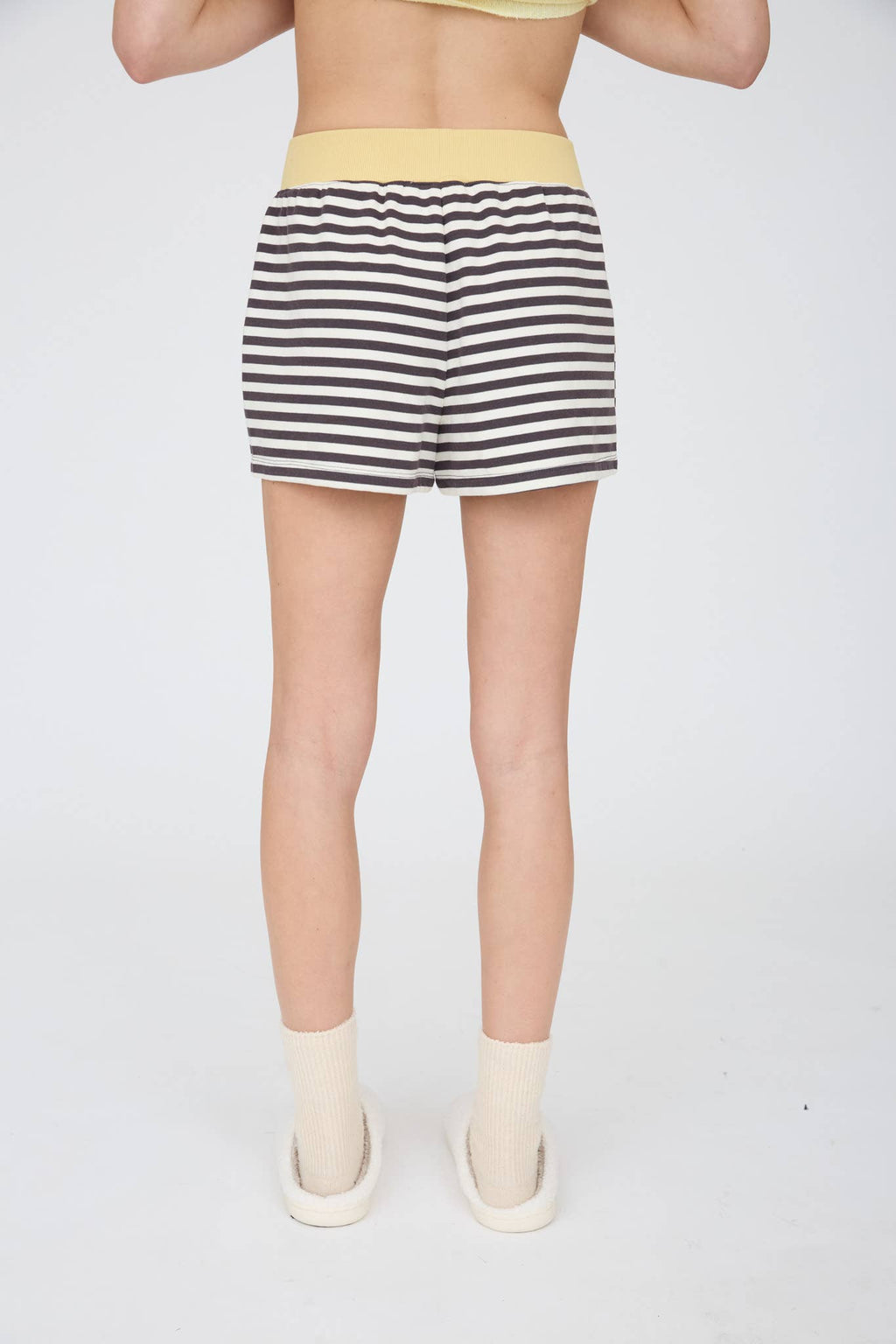J.O.A - STRIPED CONTRAST RIBBED WAIST KNIT SHORTS