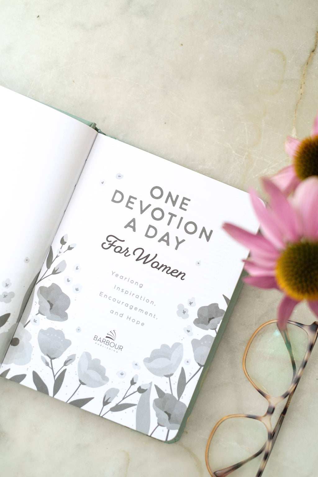 Barbour Publishing, Inc. - One Devotion a Day for Women