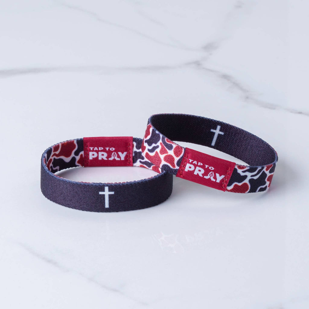 Versible - Tap To Pray™ Wristbands - Team Camo - Maroon & Black