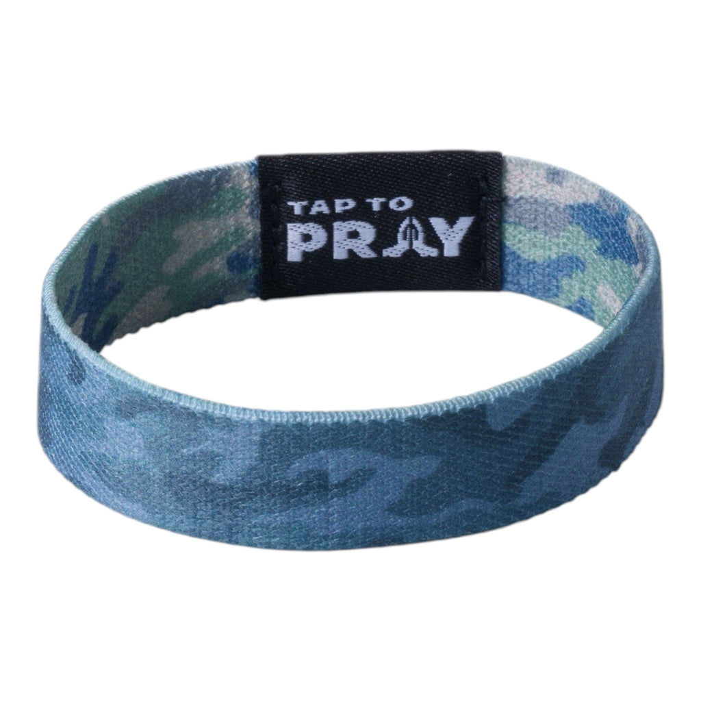 Versible - Tap To Pray® Wristband – Green & Charcoal Camo