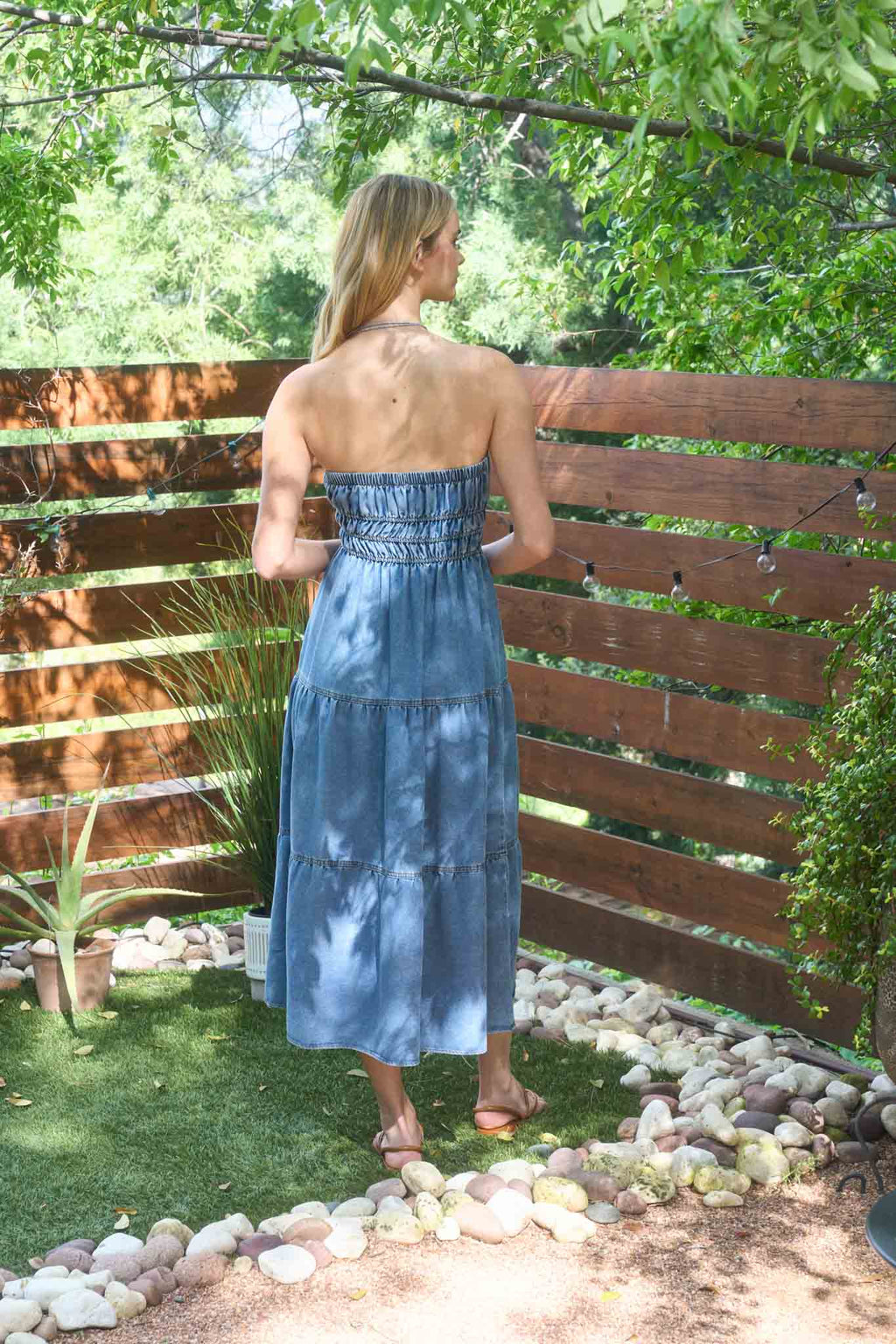 Blu Pepper - STRAPLESS SHIRRED TIERED DENIM MIDI SUNDRESS