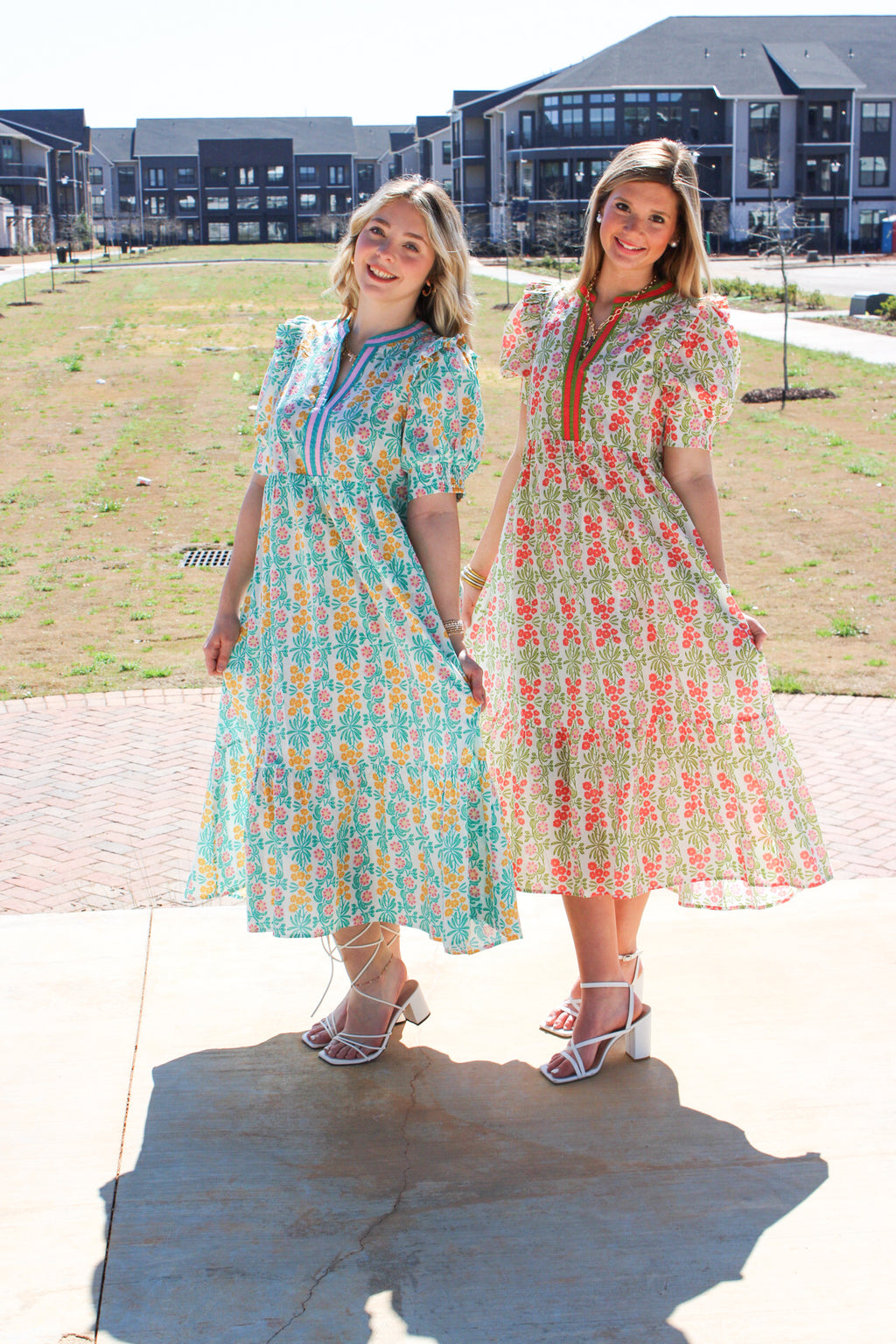 Floral print puff sleeve midi dress