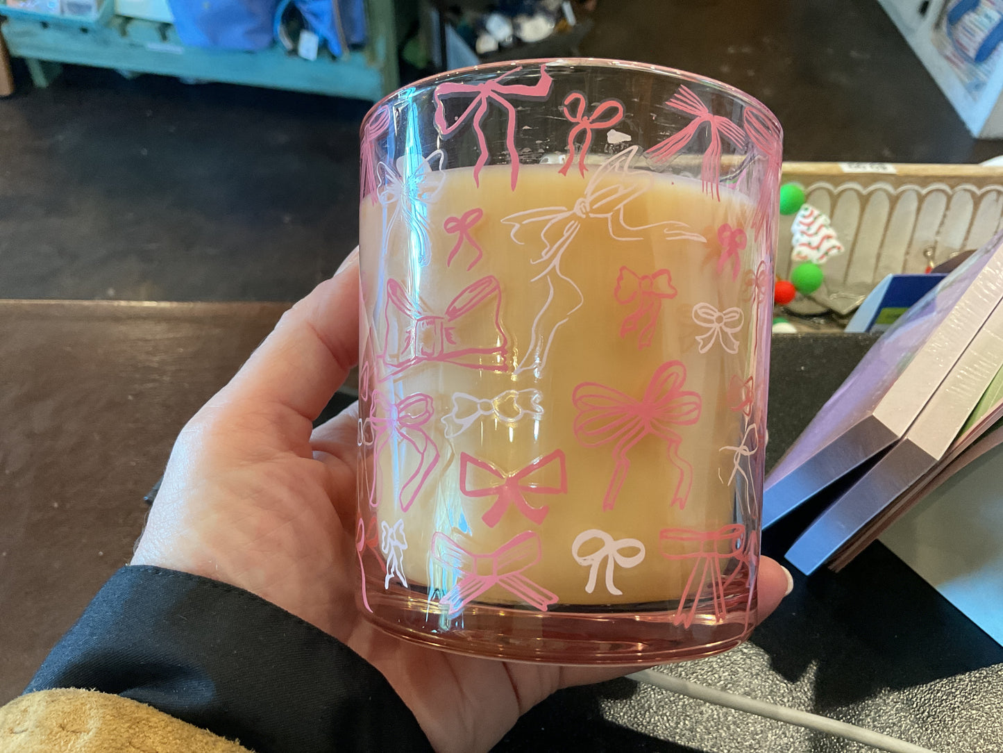 Sweet Grace Bow Candle #072