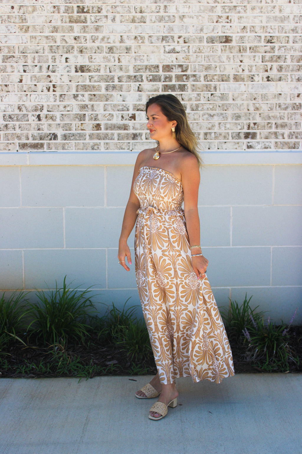 DEMASK PATTERN STRAPLESS SMOCKED MIDI SUNDRESS