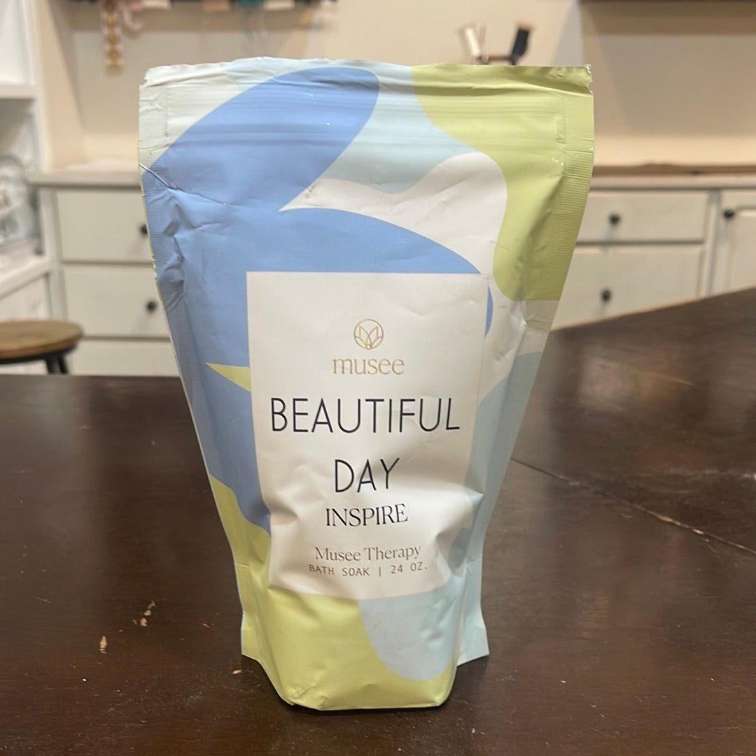 "Beautiful Day; Inspire" 24oz Musee bath soak.