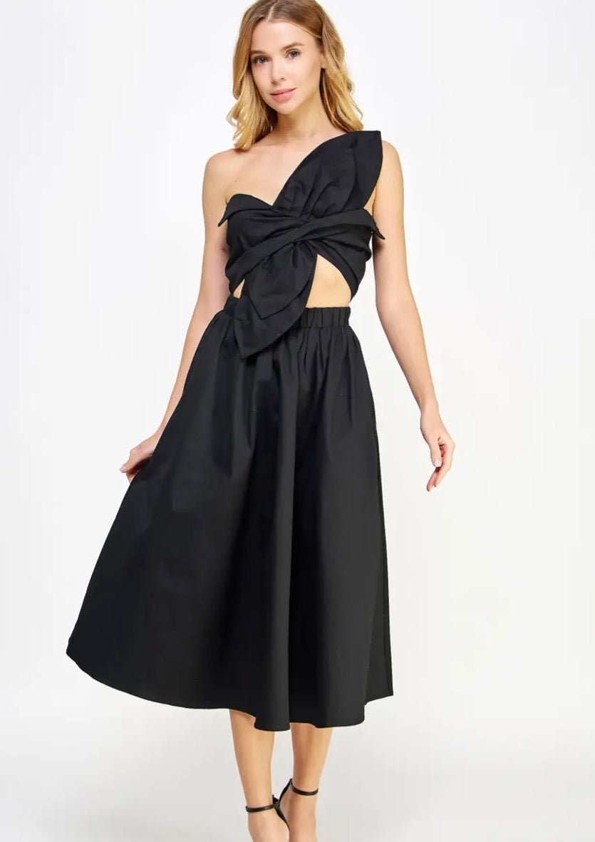 Knotted Twist Maxi Dress