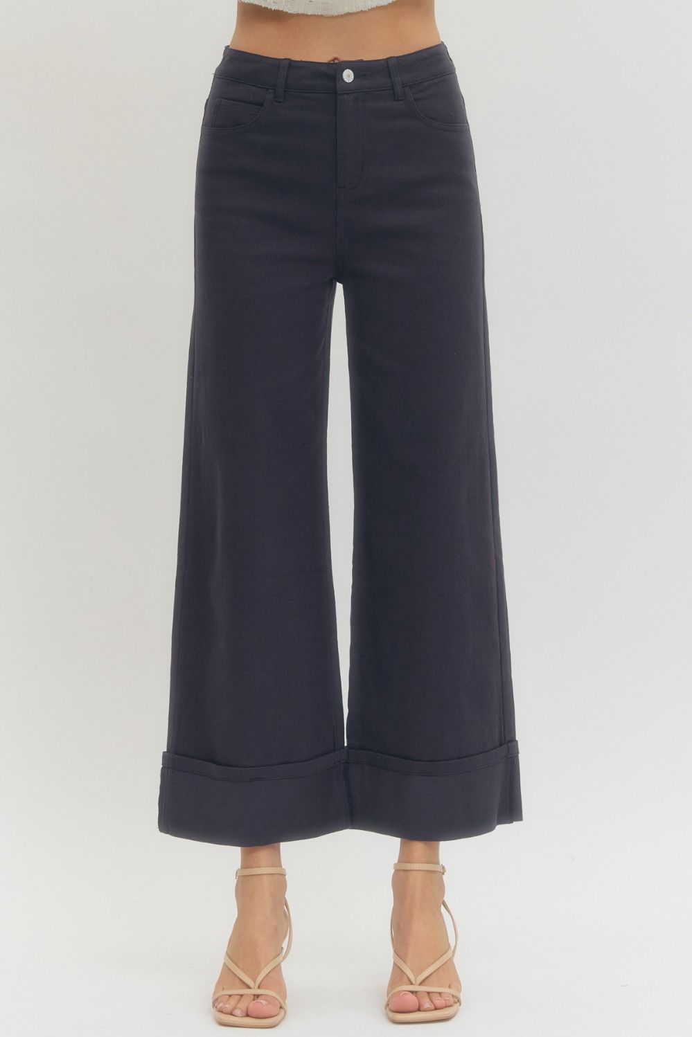Solid mid-rise ankle length pants