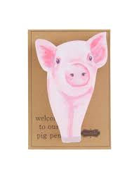 Farm animal kitchen sponge featuring a pig.