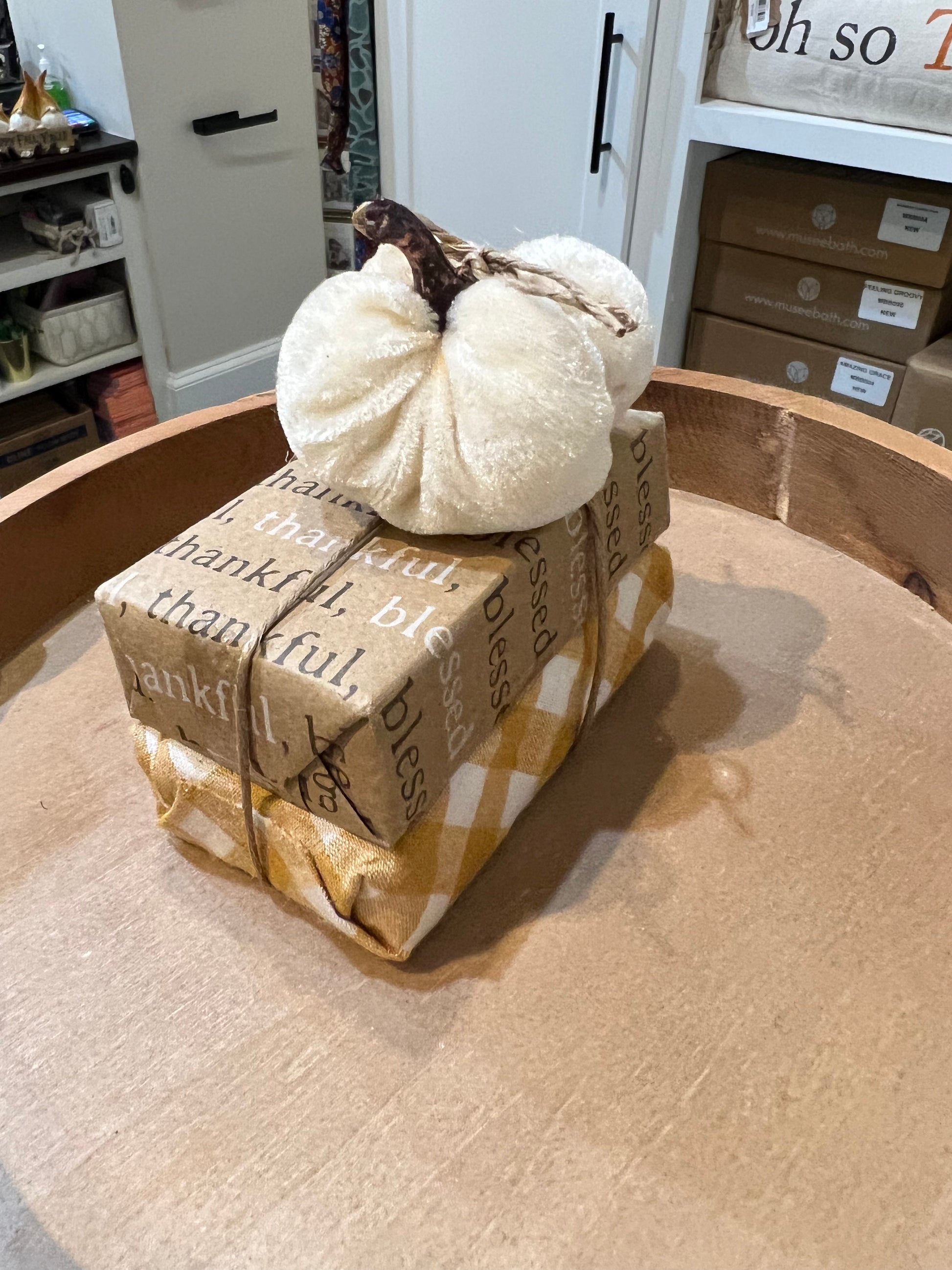 Soap set with white pumpkin.