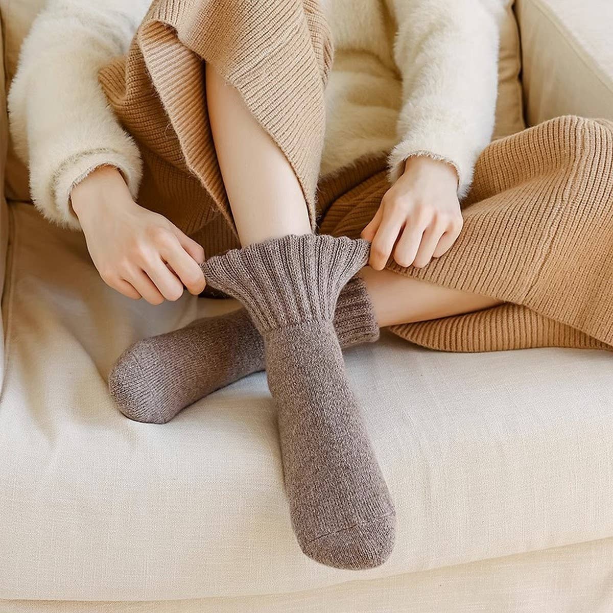 Thick Crew Socks Women Winter Warm Cozy