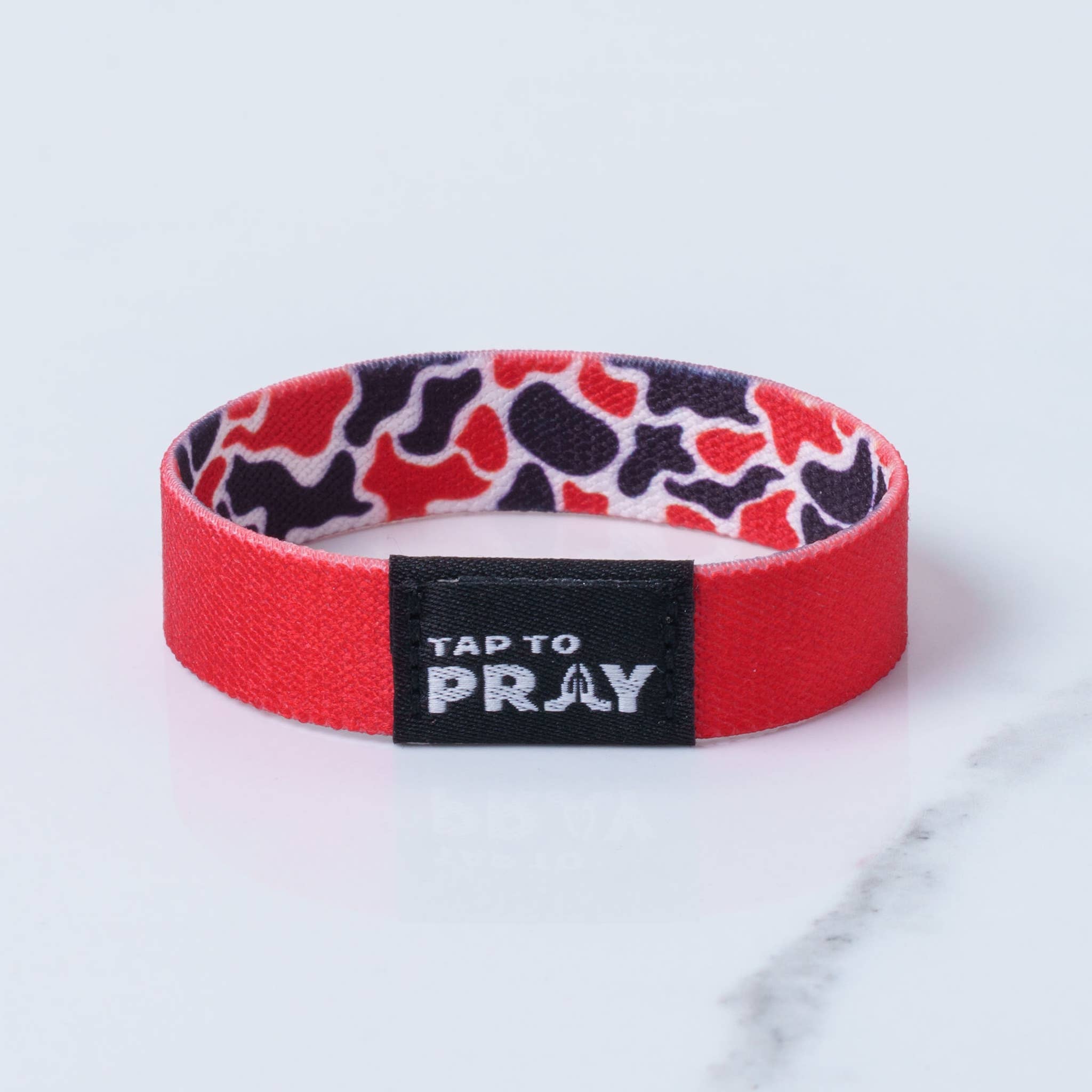 Versible - Tap To Pray™ Wristbands - Team Camo - Red & Black