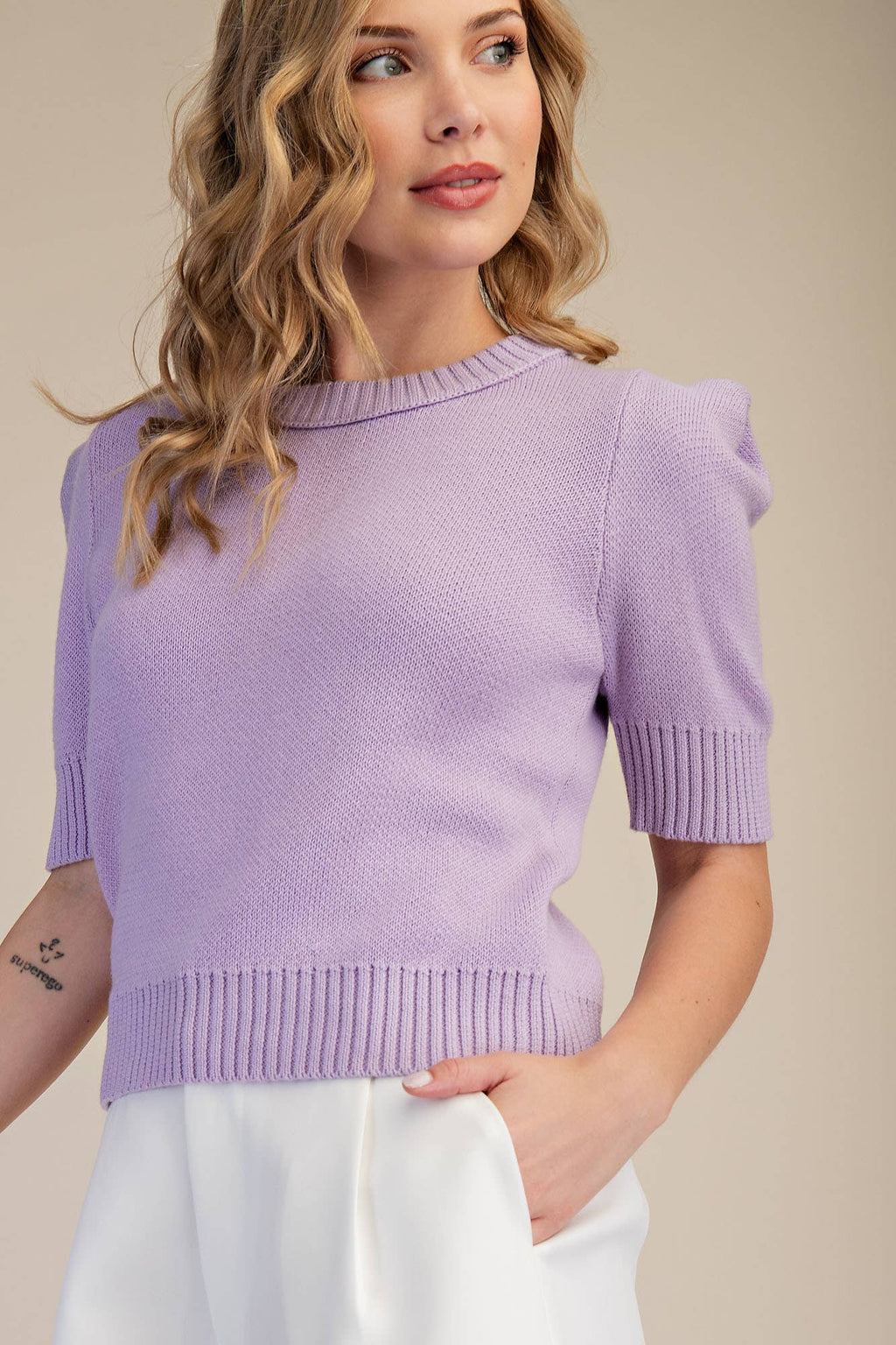 Round Neck Short Sleeve Sweater Knit Top