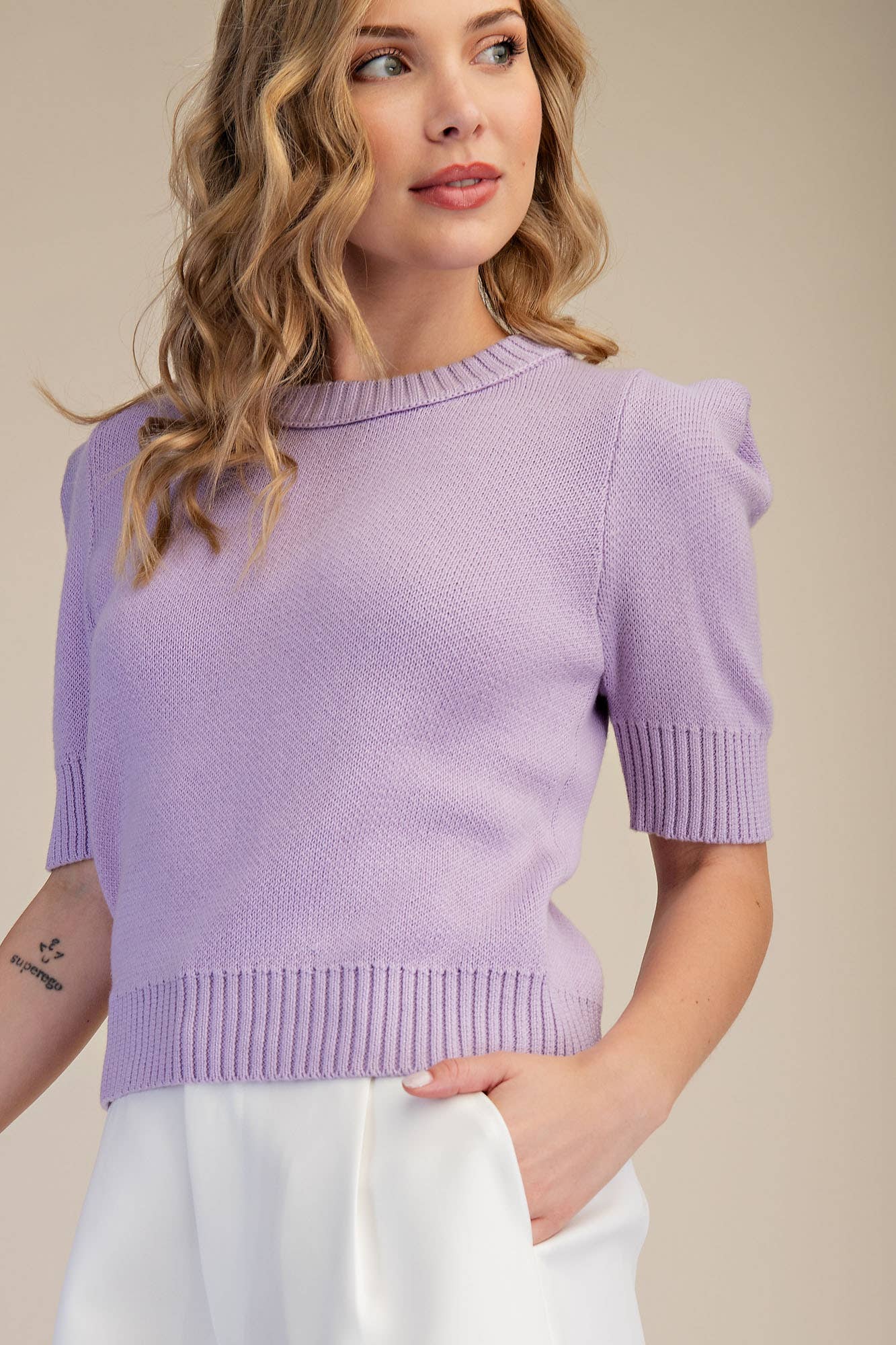 Round Neck Short Sleeve Sweater Knit Top