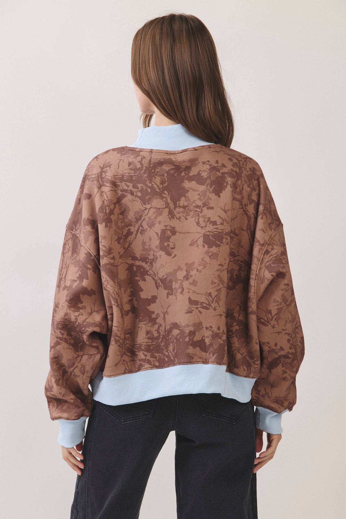 Contrast Mock Neck Printed Sweatshirt