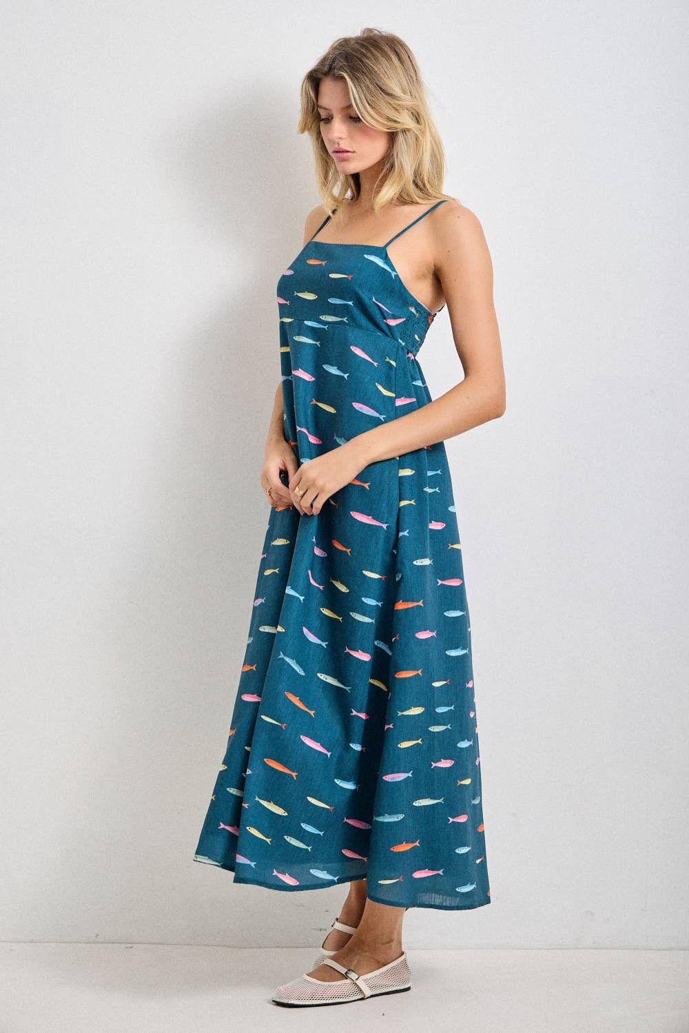 Baevely by Wellmade USA - FISH PRINT SLEEVELESS MIDI DRESS