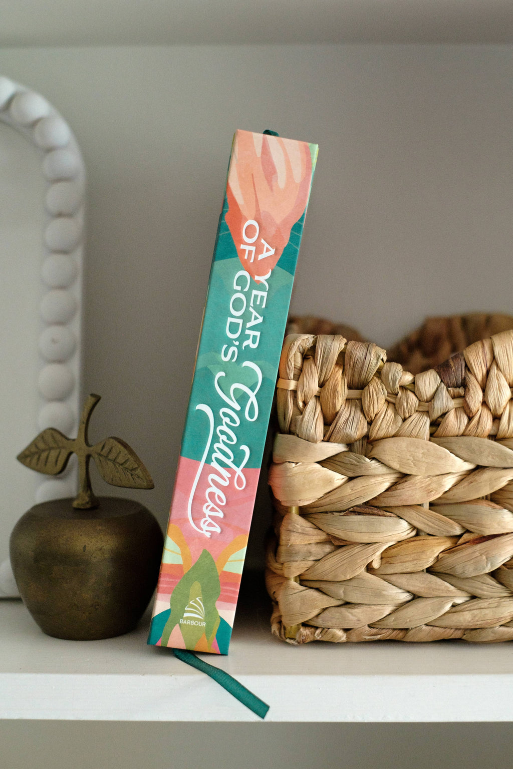 Barbour Publishing, Inc. - A Year of God's Goodness:A Prayer & Praise Tracker for Women
