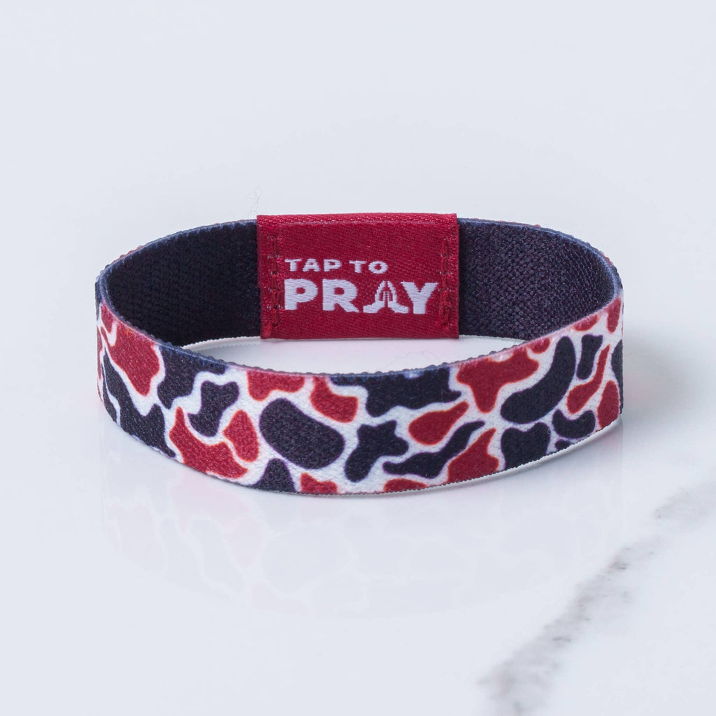 Versible - Tap To Pray™ Wristbands - Team Camo - Maroon & Black