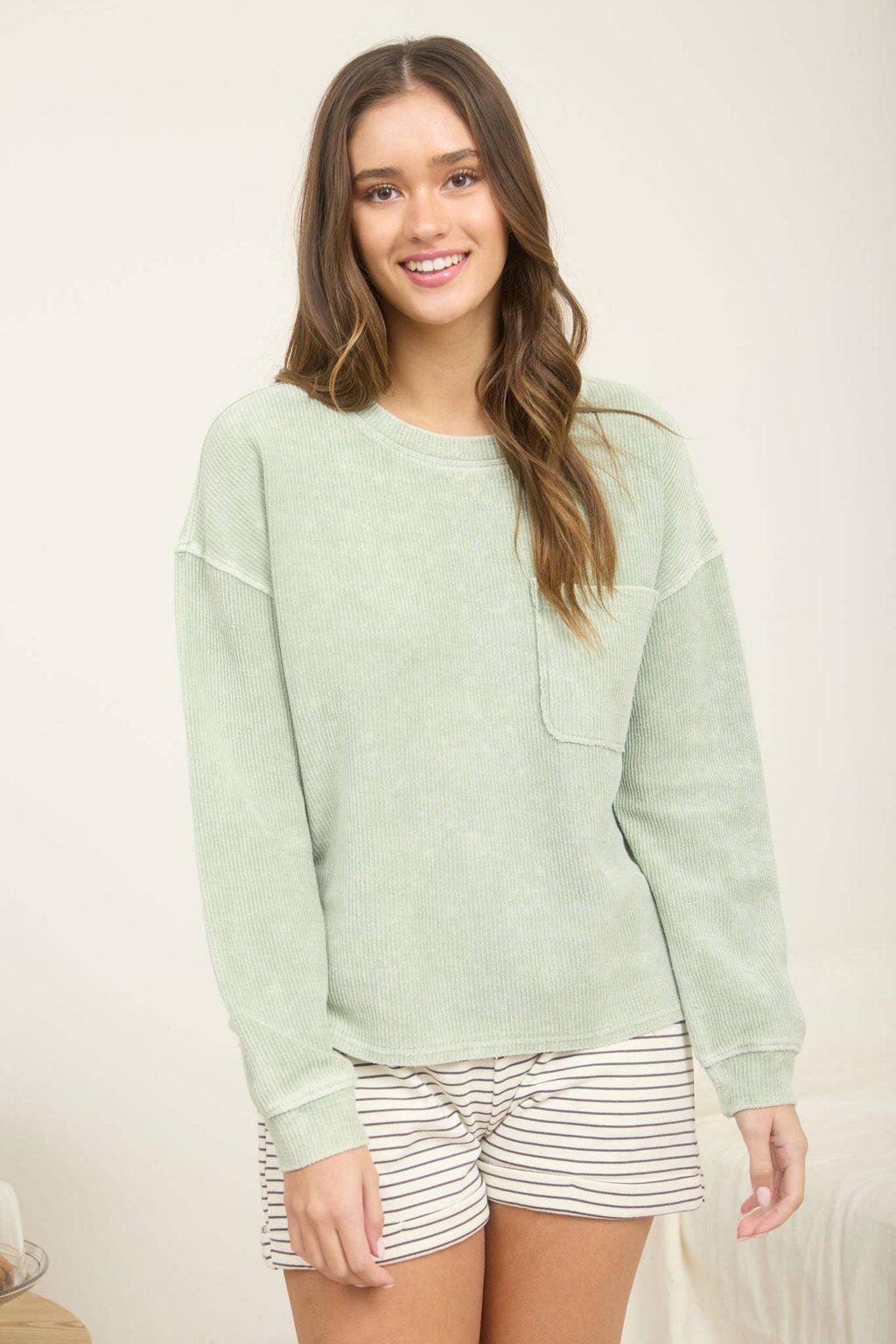 J.O.A - WASHED POCKET DETAIL LONG SLEEVE RIB KNIT TOP