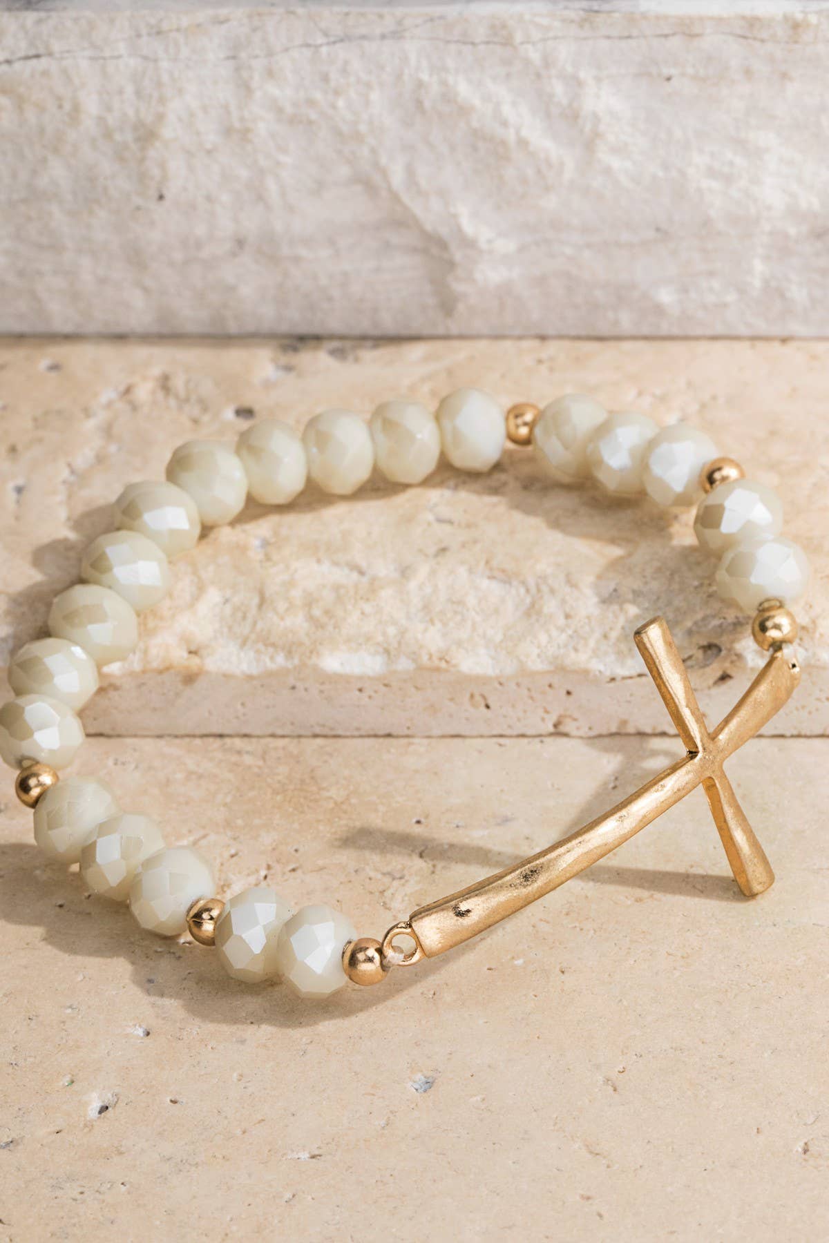 Hammered Metal Cross Beaded Bracelet