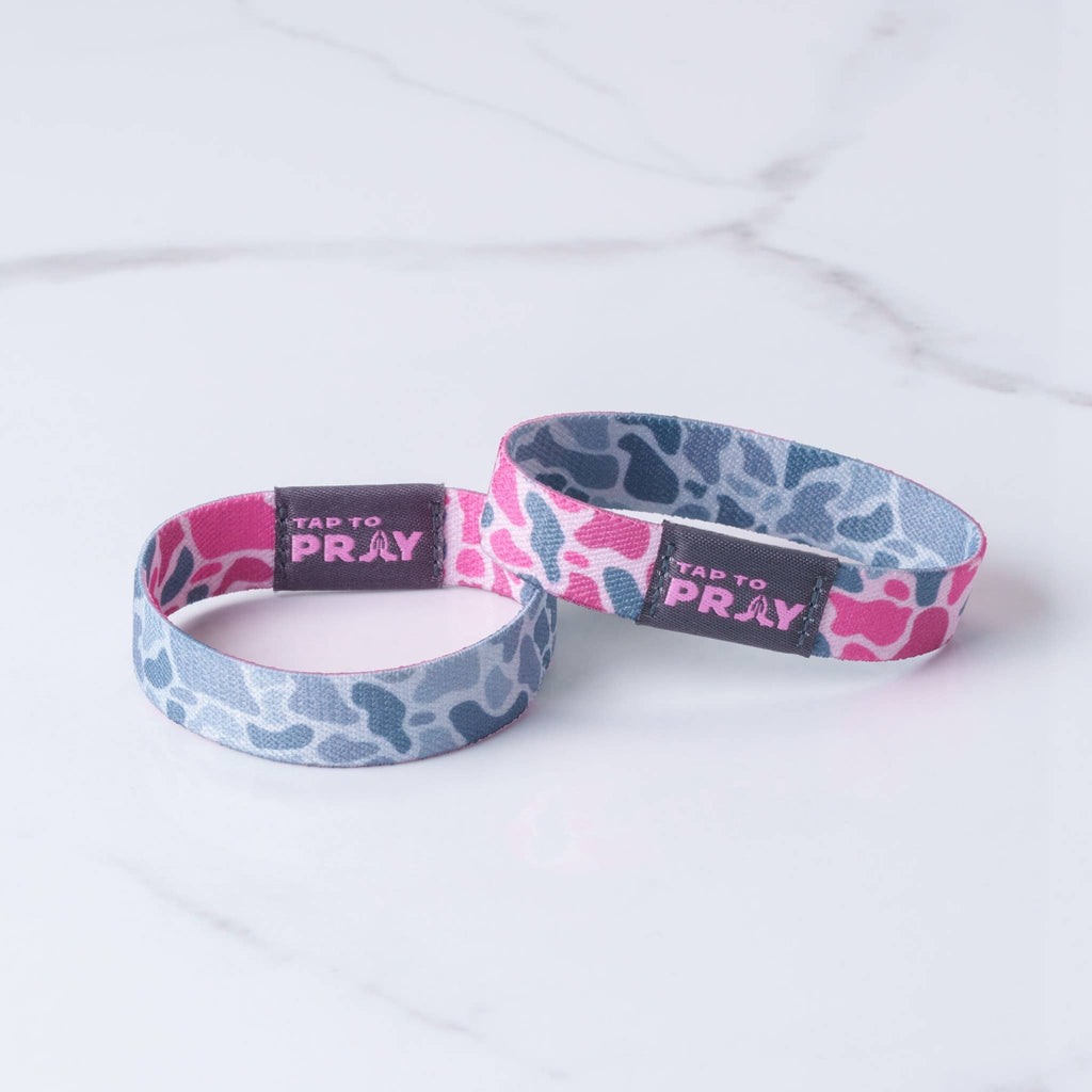 Versible - Tap To Pray™ Wristbands - River Rock Camo Pink & Ash