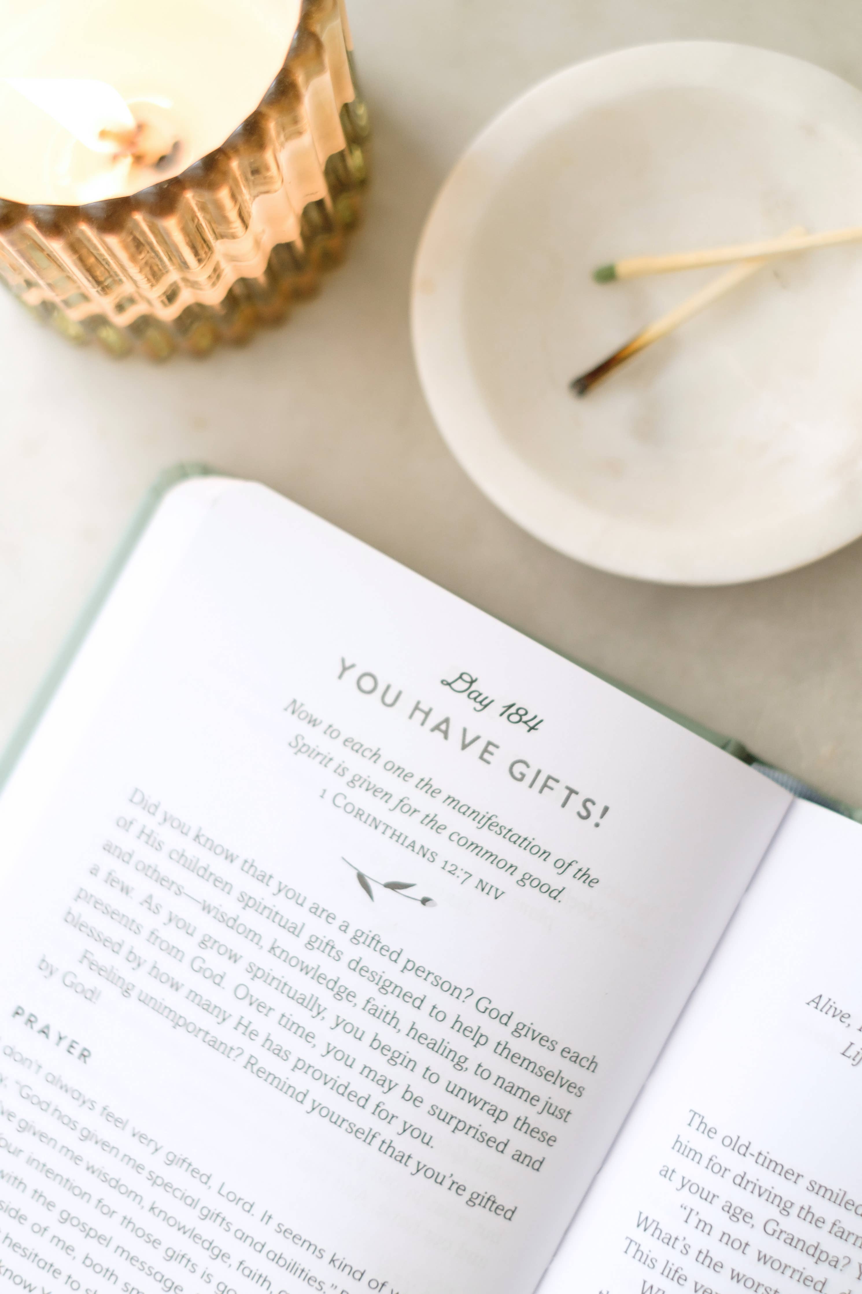 Barbour Publishing, Inc. - One Devotion a Day for Women