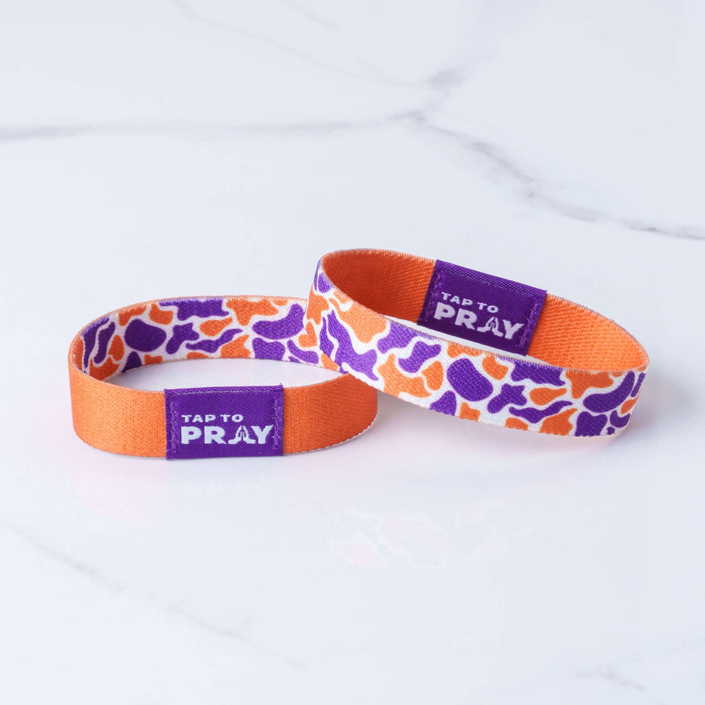 Versible - Tap To Pray™ Wristbands - Team Camo - Orange & Purple